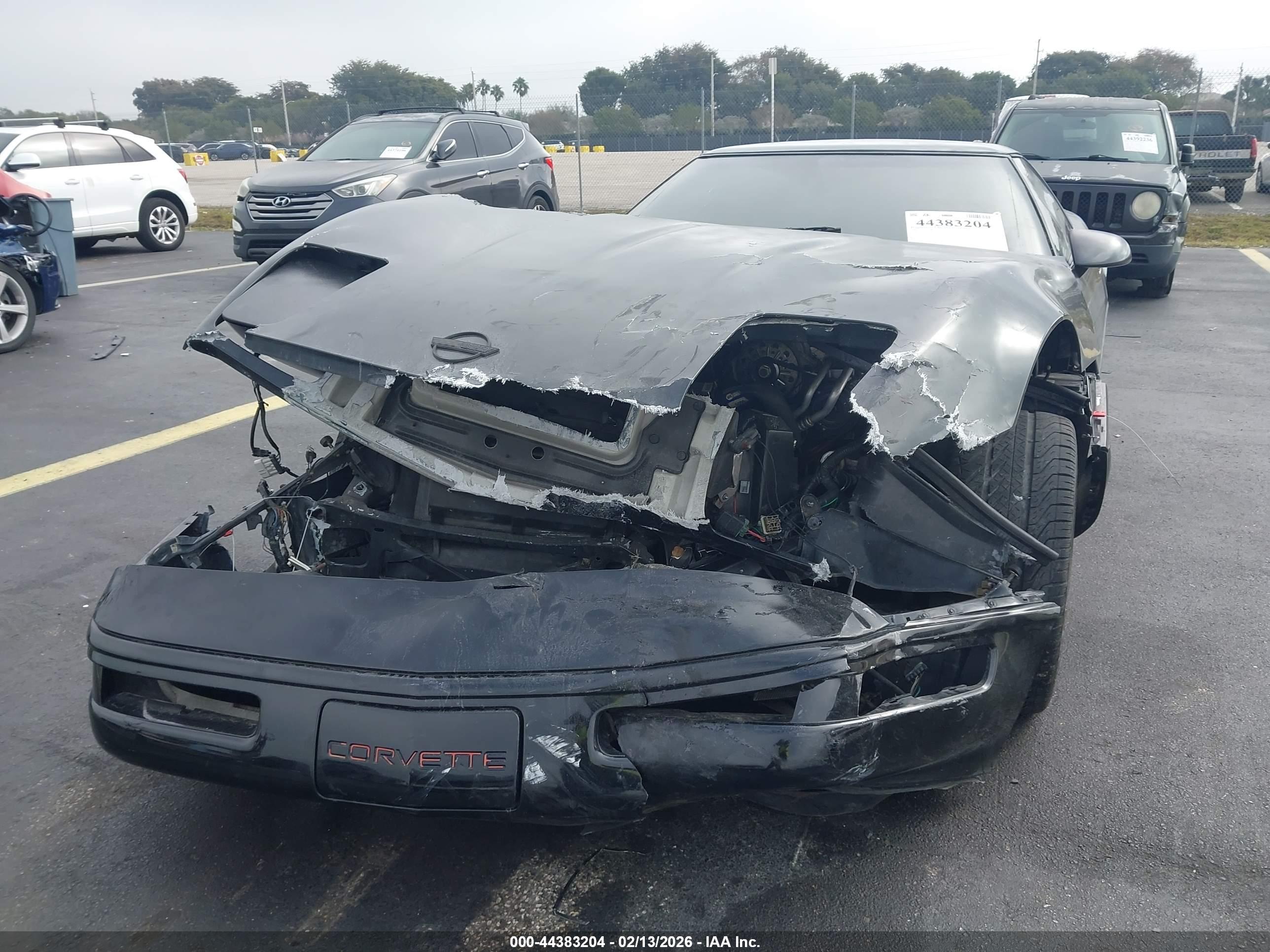 CHEVROLET CORVETTE image 6