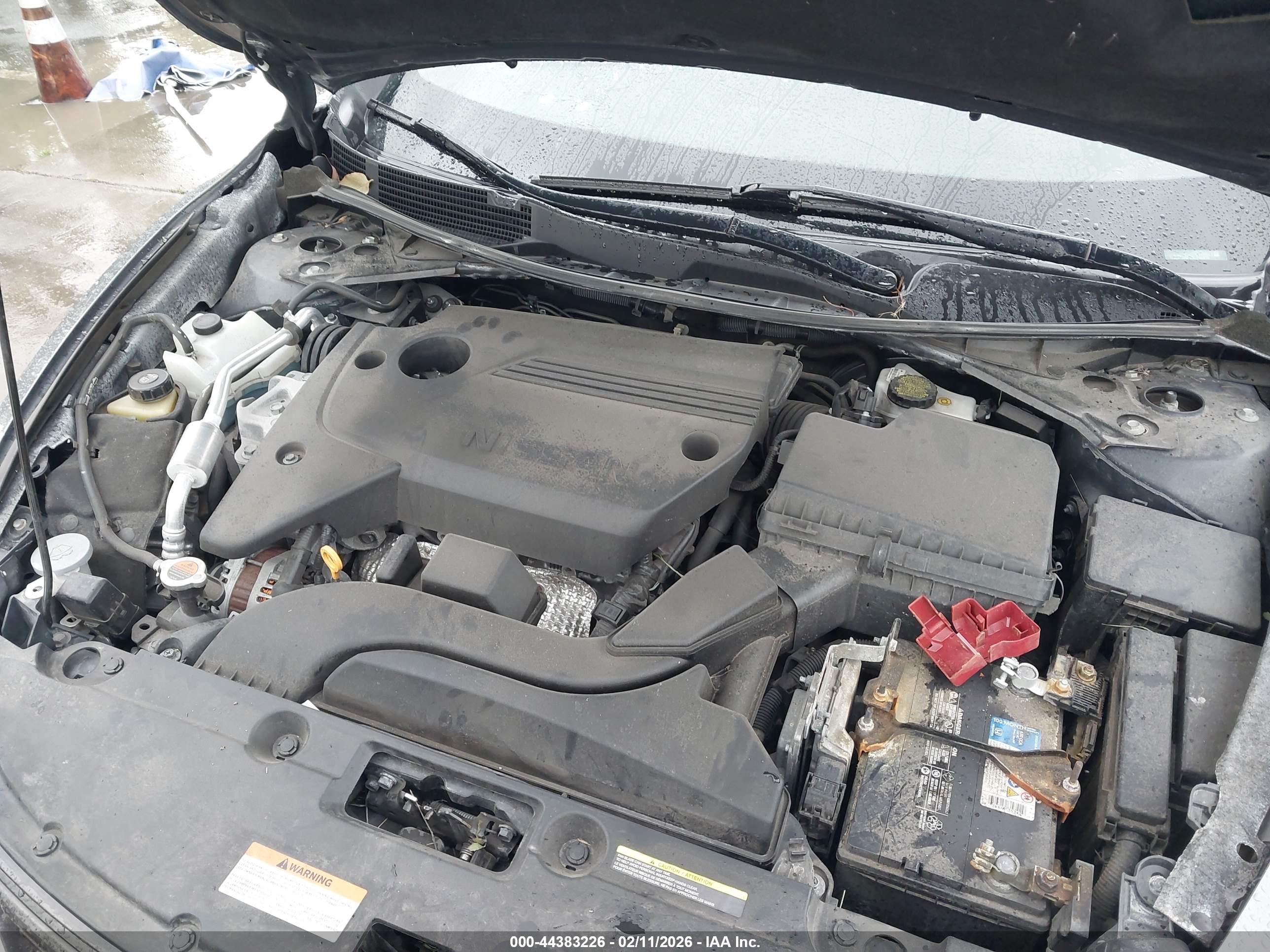 NISSAN ALTIMA image 10