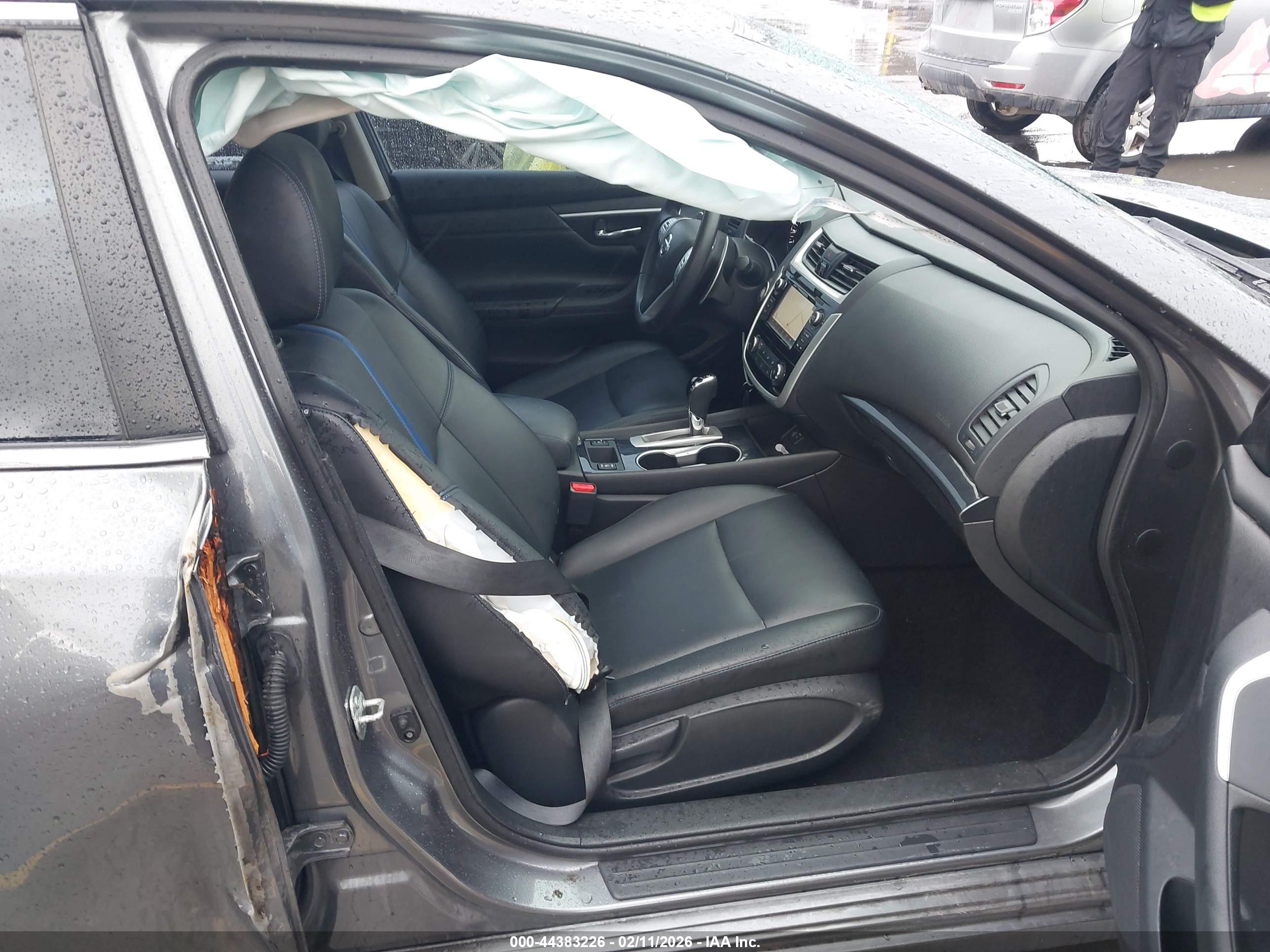 NISSAN ALTIMA image 5