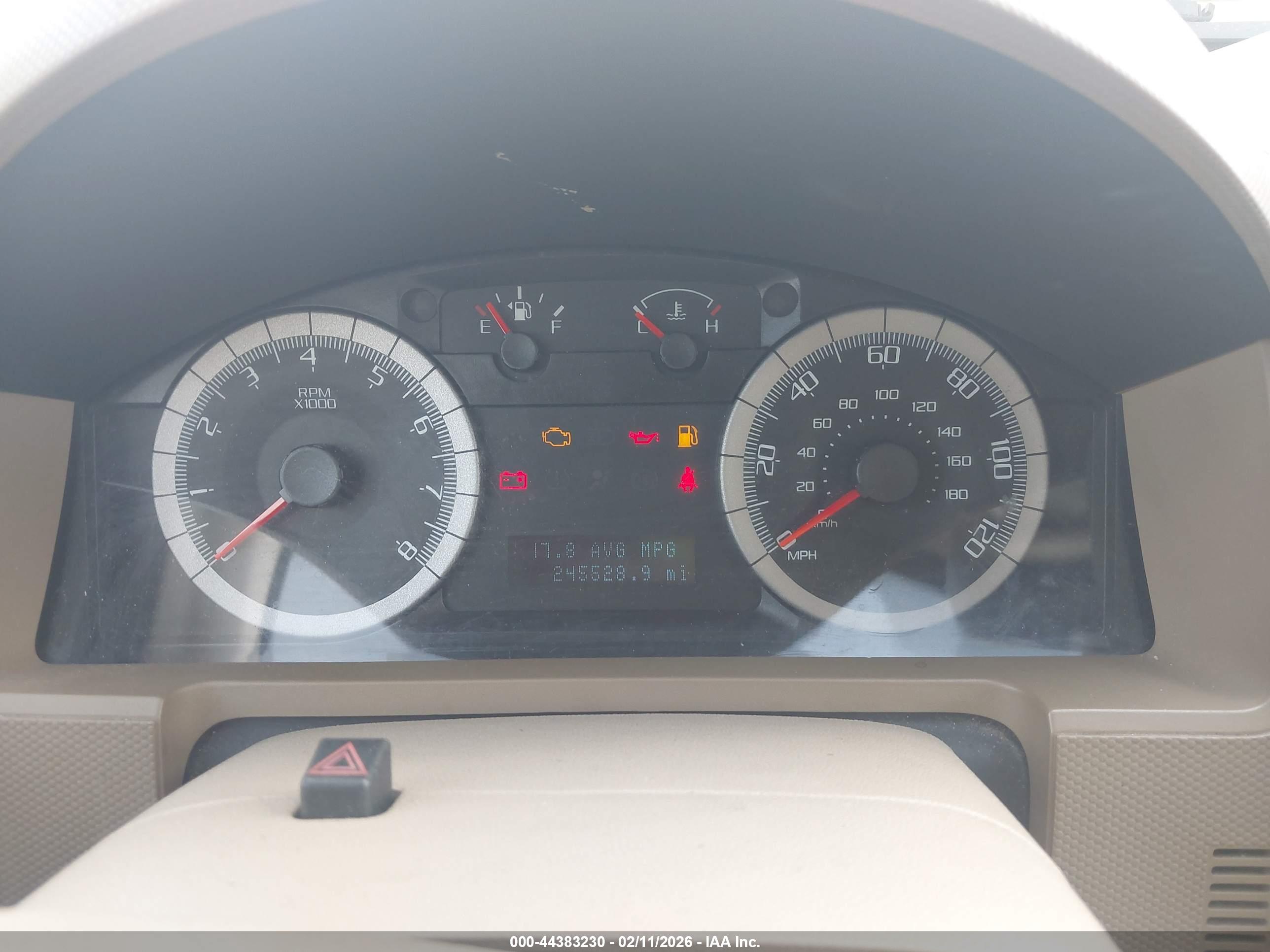 FORD ESCAPE image 7