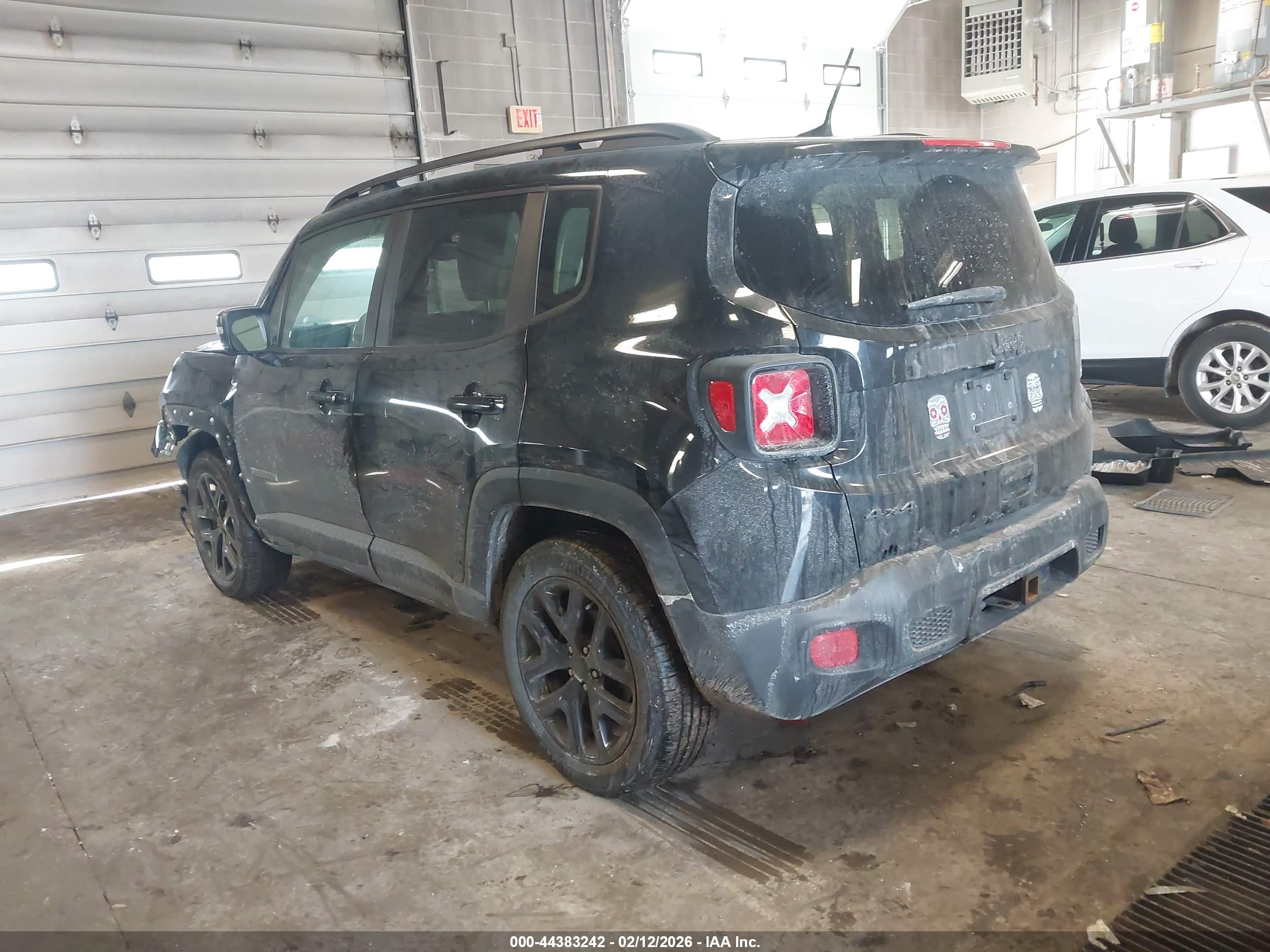 JEEP RENEGADE image 3