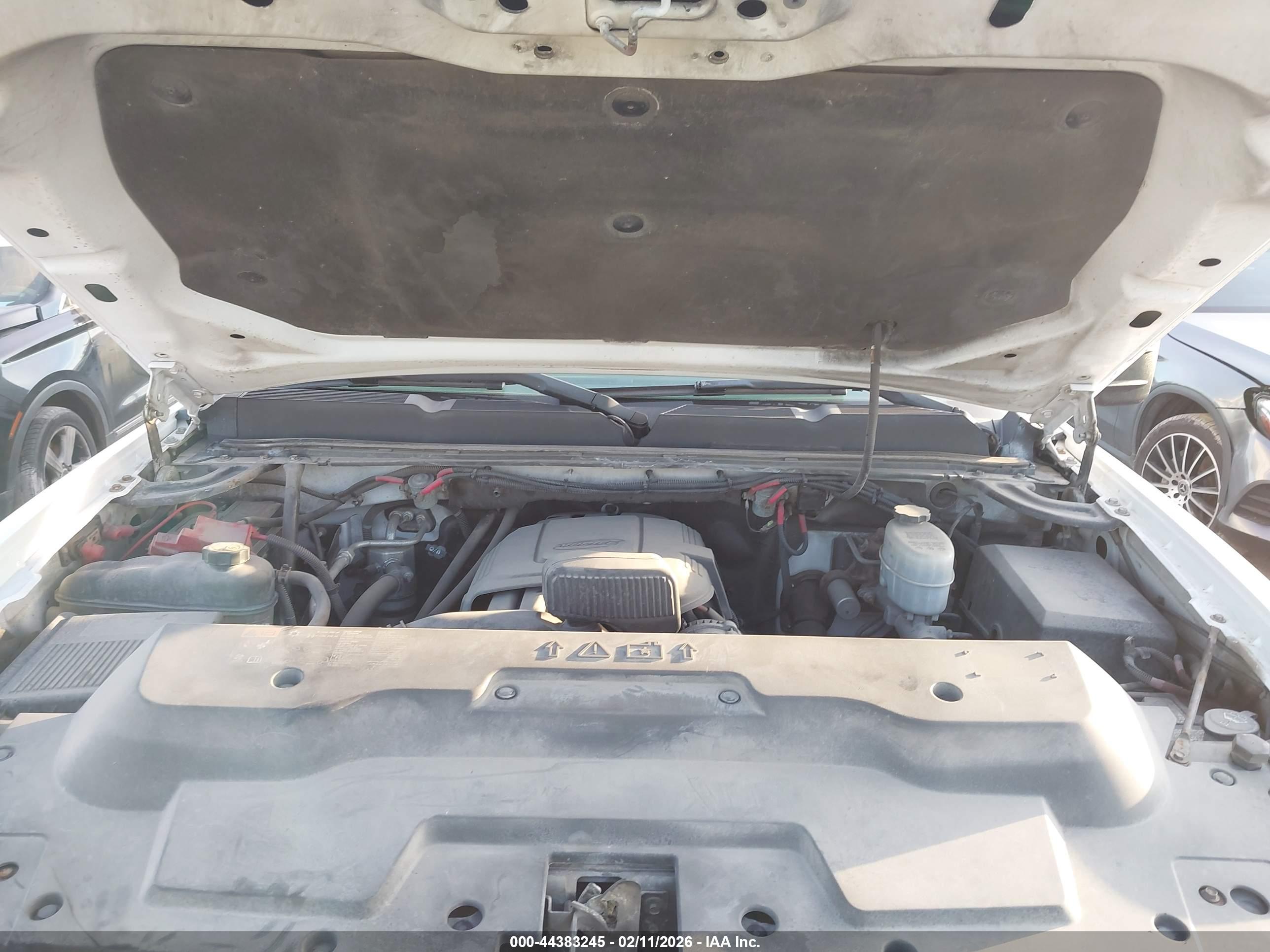 CHEVROLET SILVERADO image 10