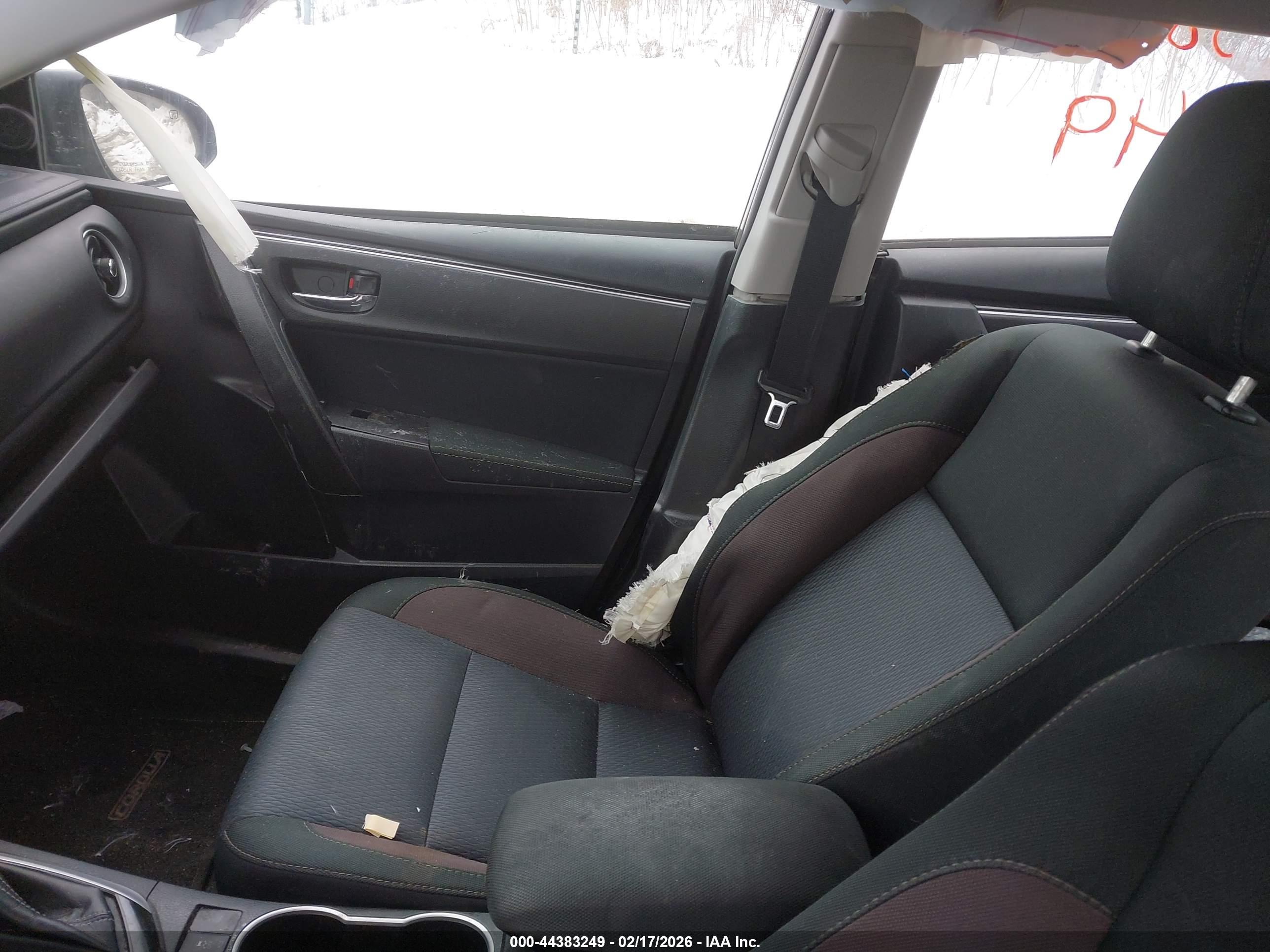 TOYOTA COROLLA image 5