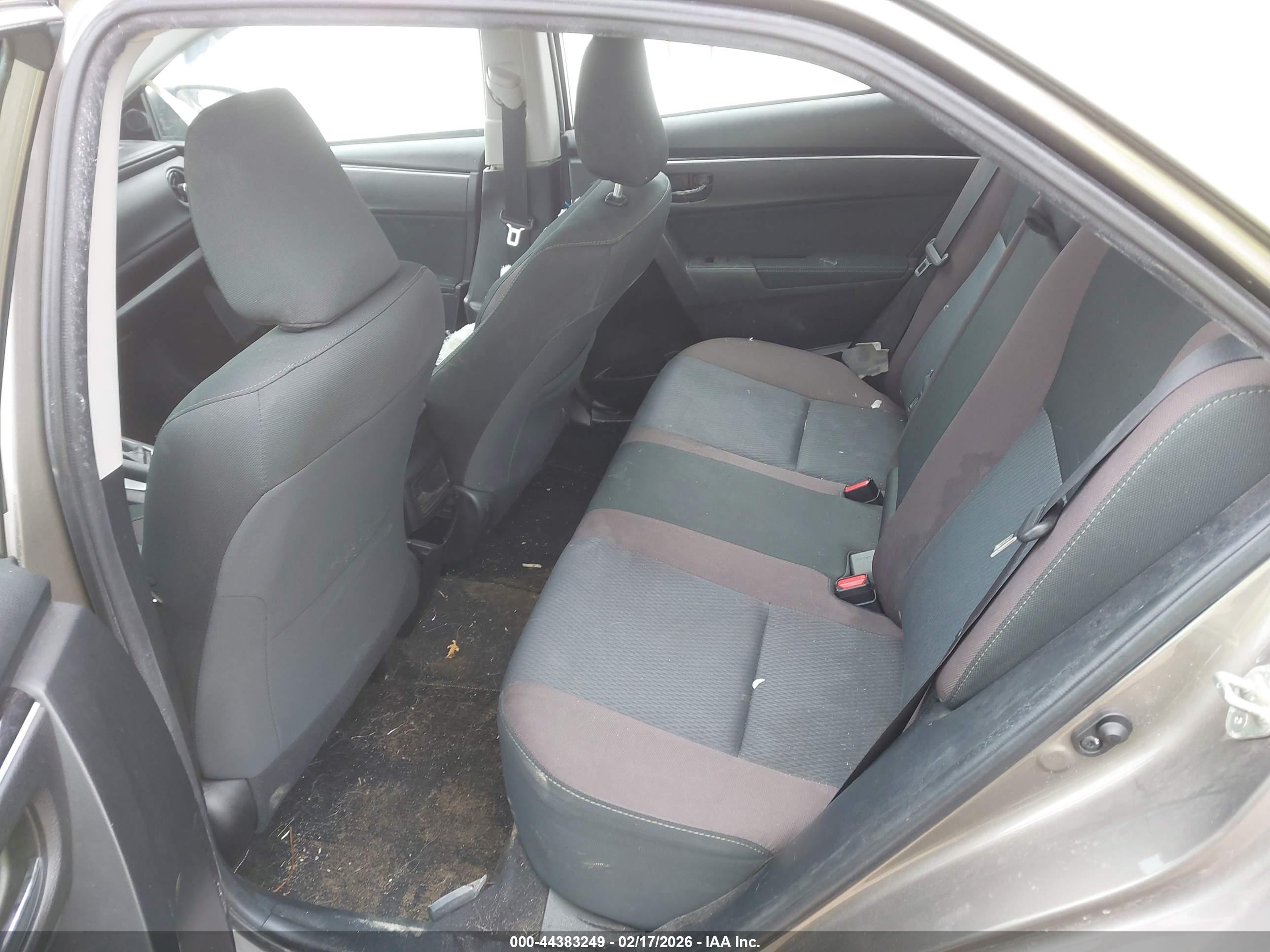 TOYOTA COROLLA image 8
