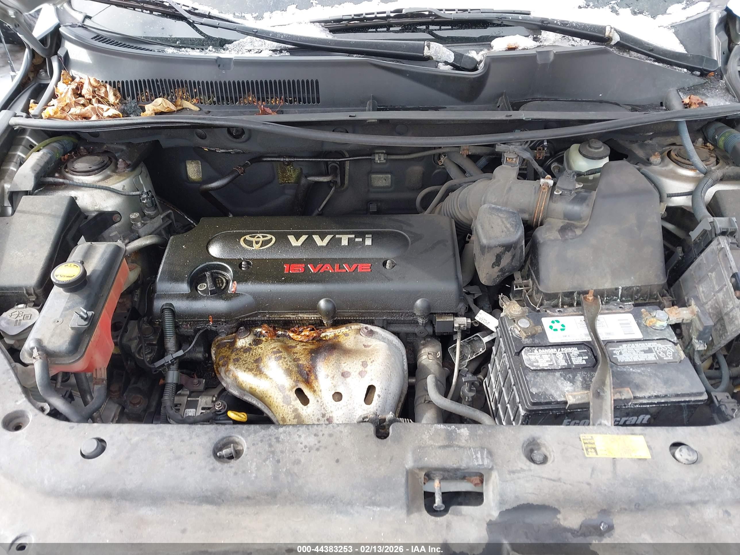 TOYOTA RAV4 image 10