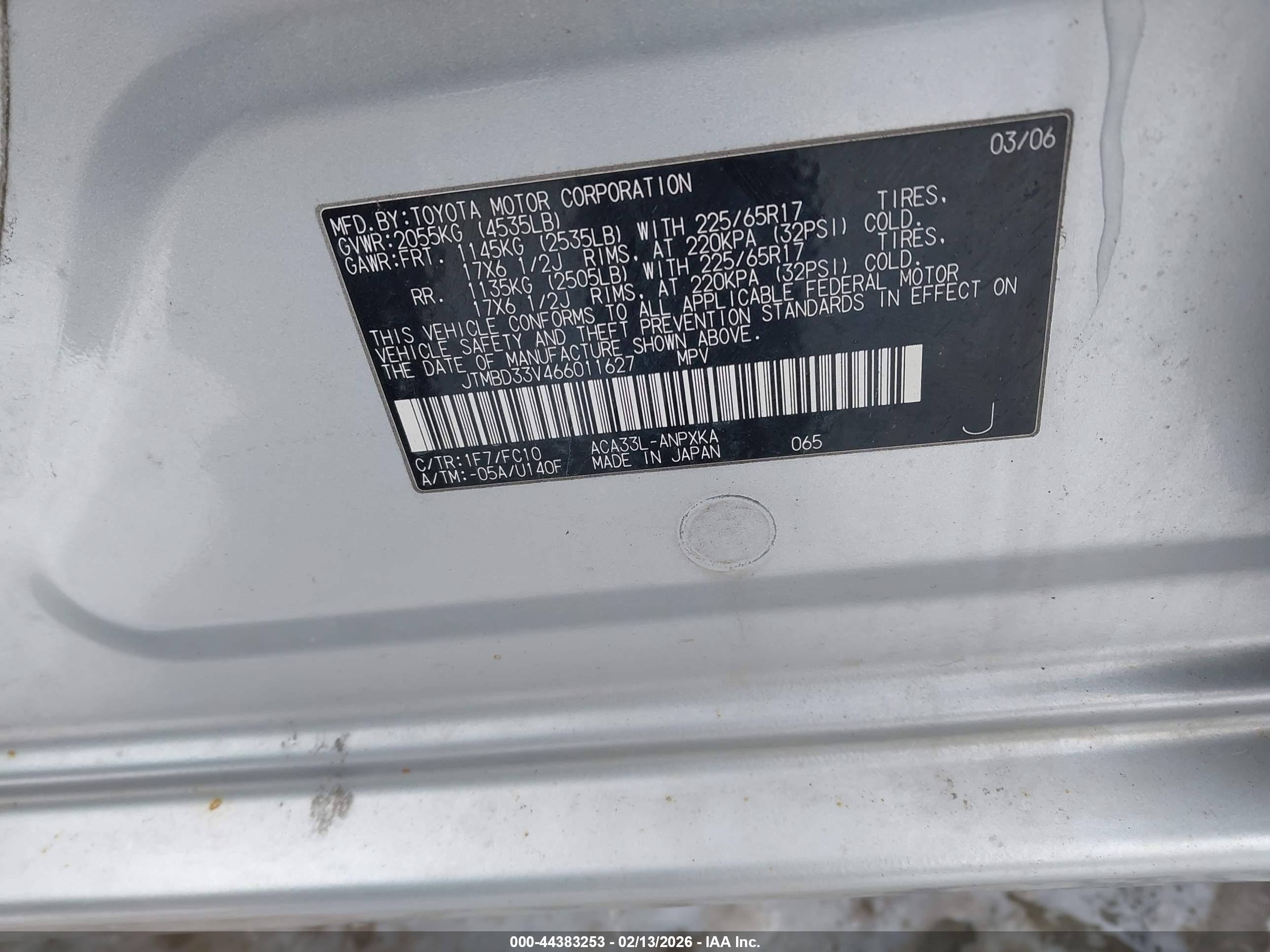TOYOTA RAV4 image 9
