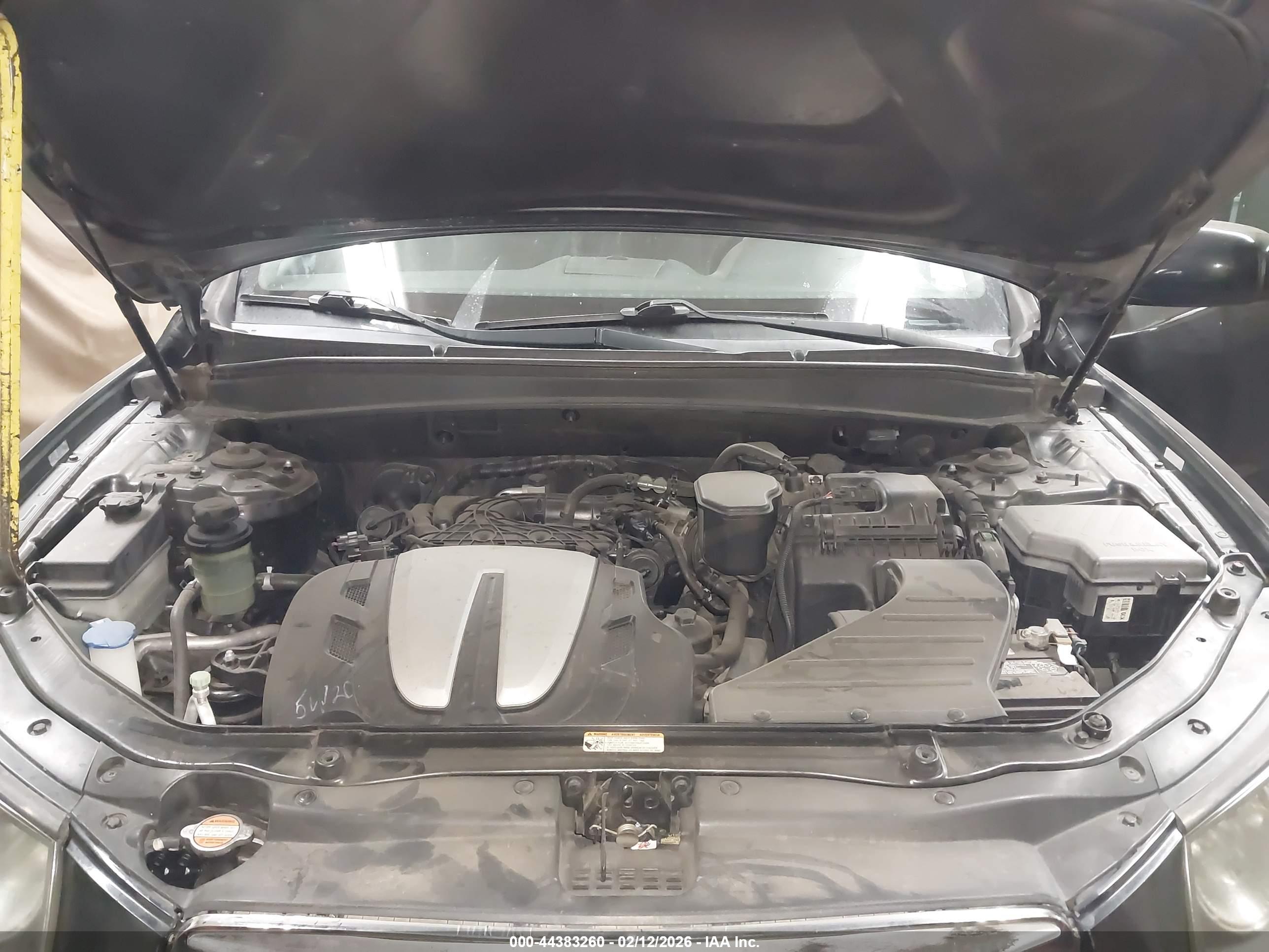 HYUNDAI SANTA image 10