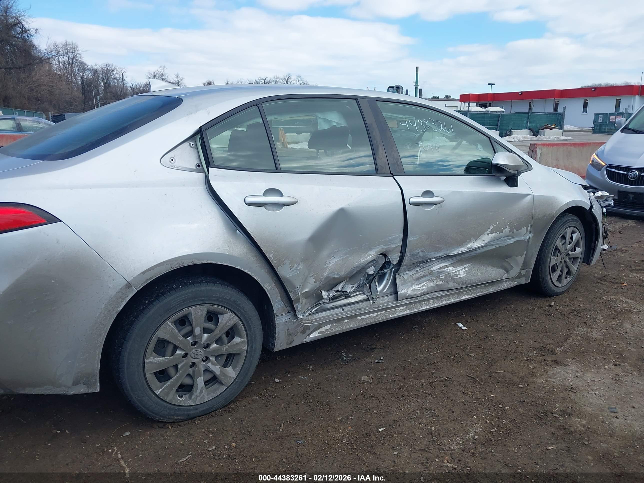 TOYOTA COROLLA image 6