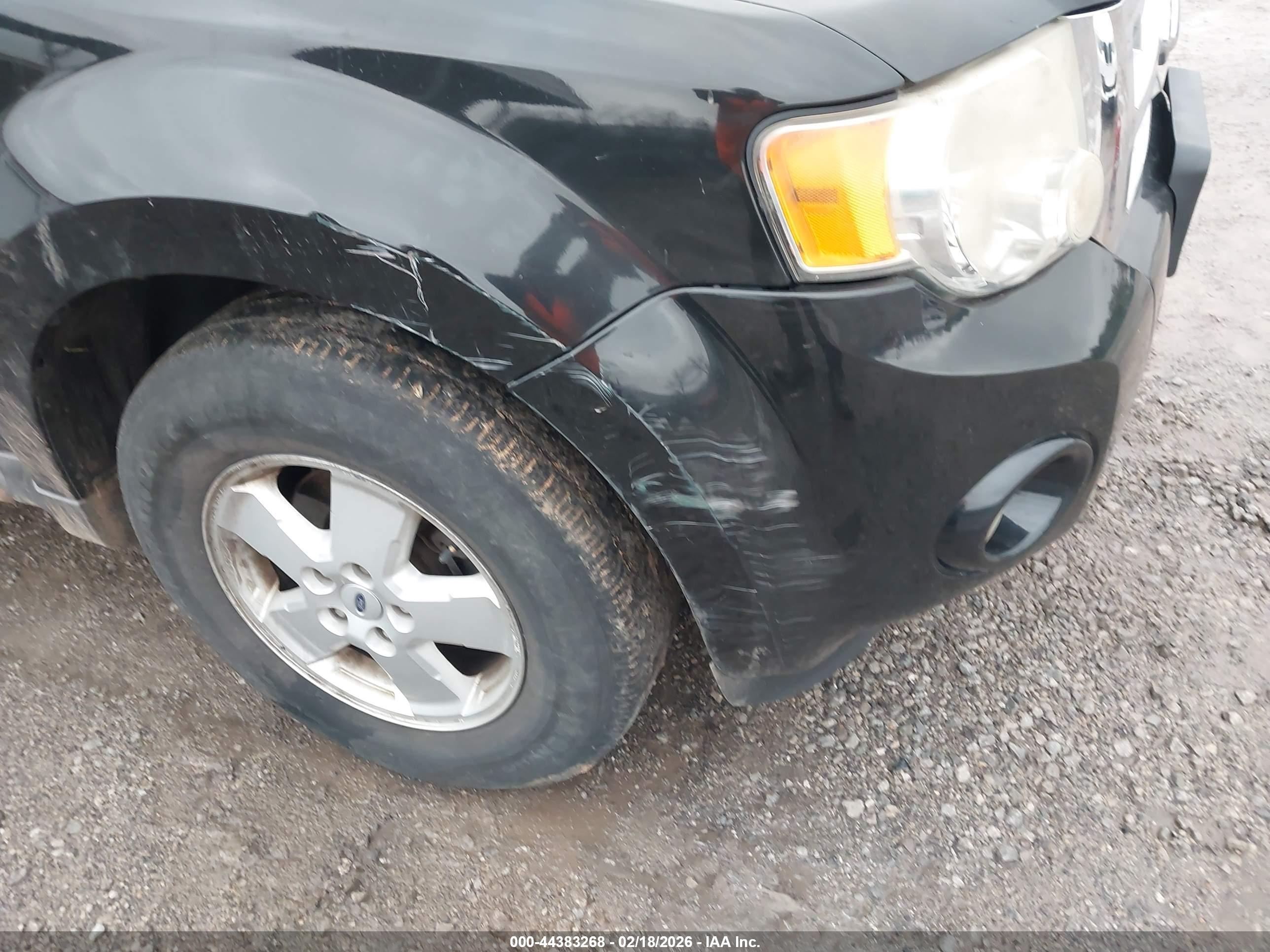 FORD ESCAPE image 6