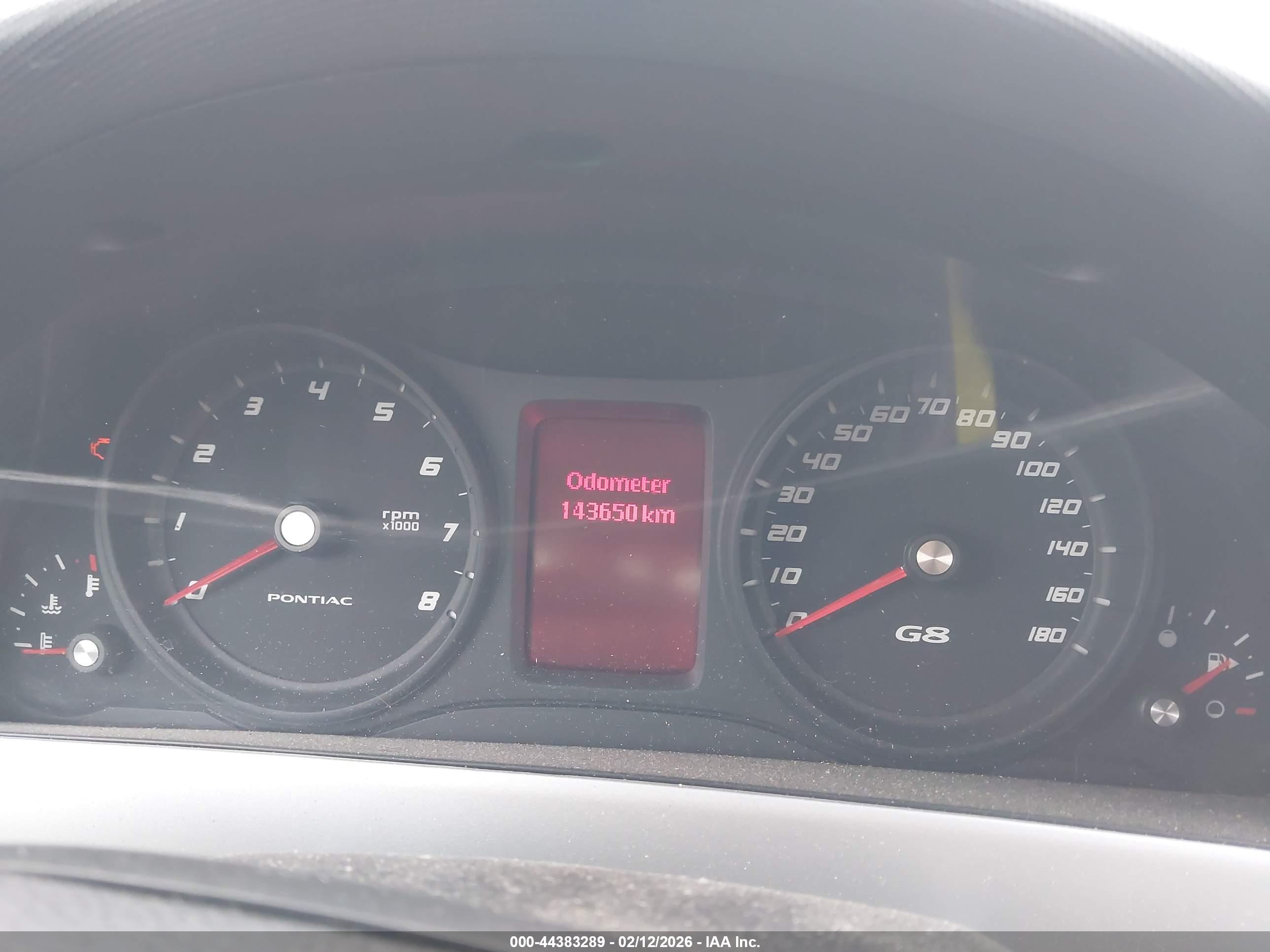 PONTIAC G8 image 7
