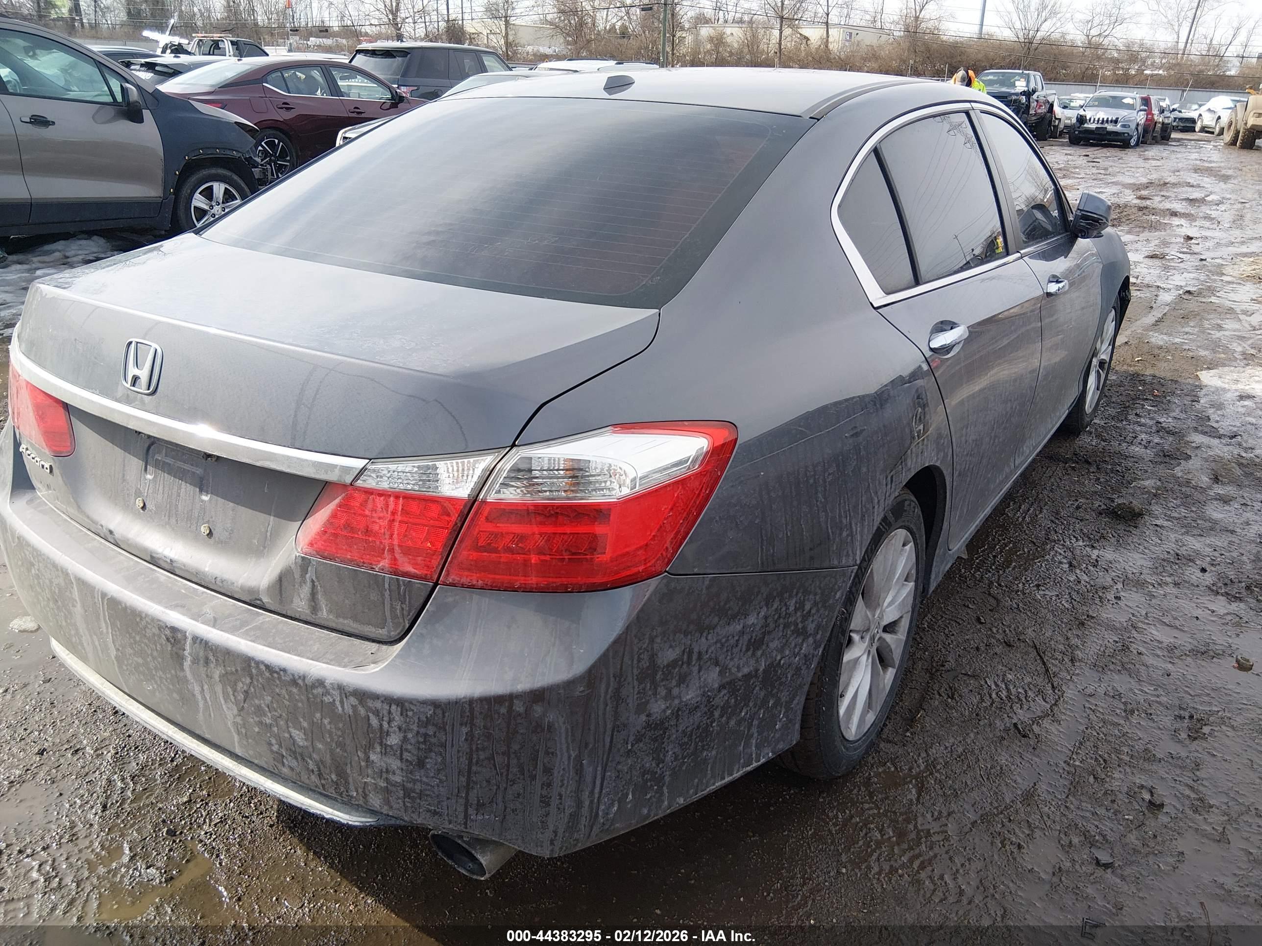 HONDA ACCORD image 4