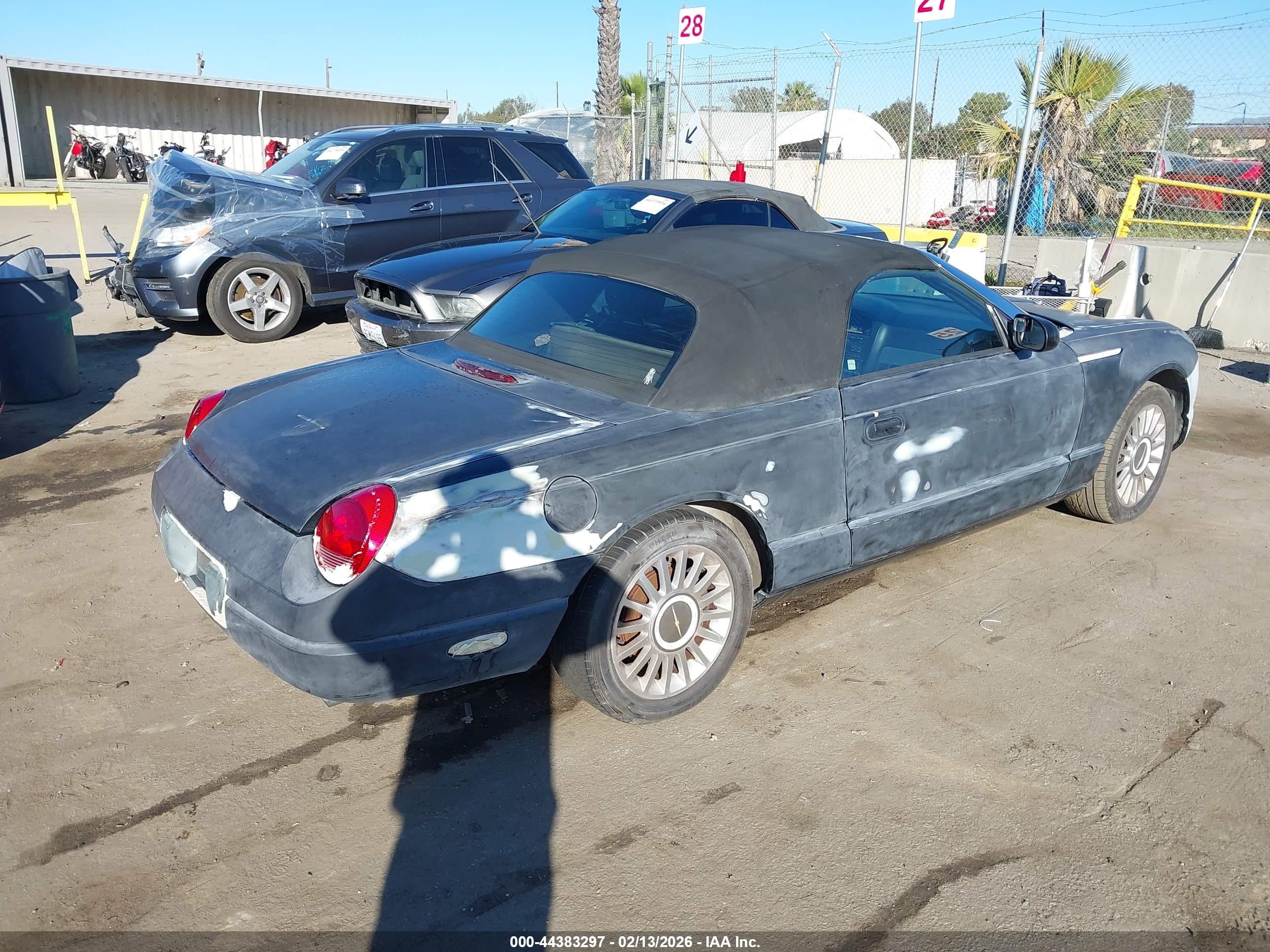 FORD THUNDERBIRD image 4
