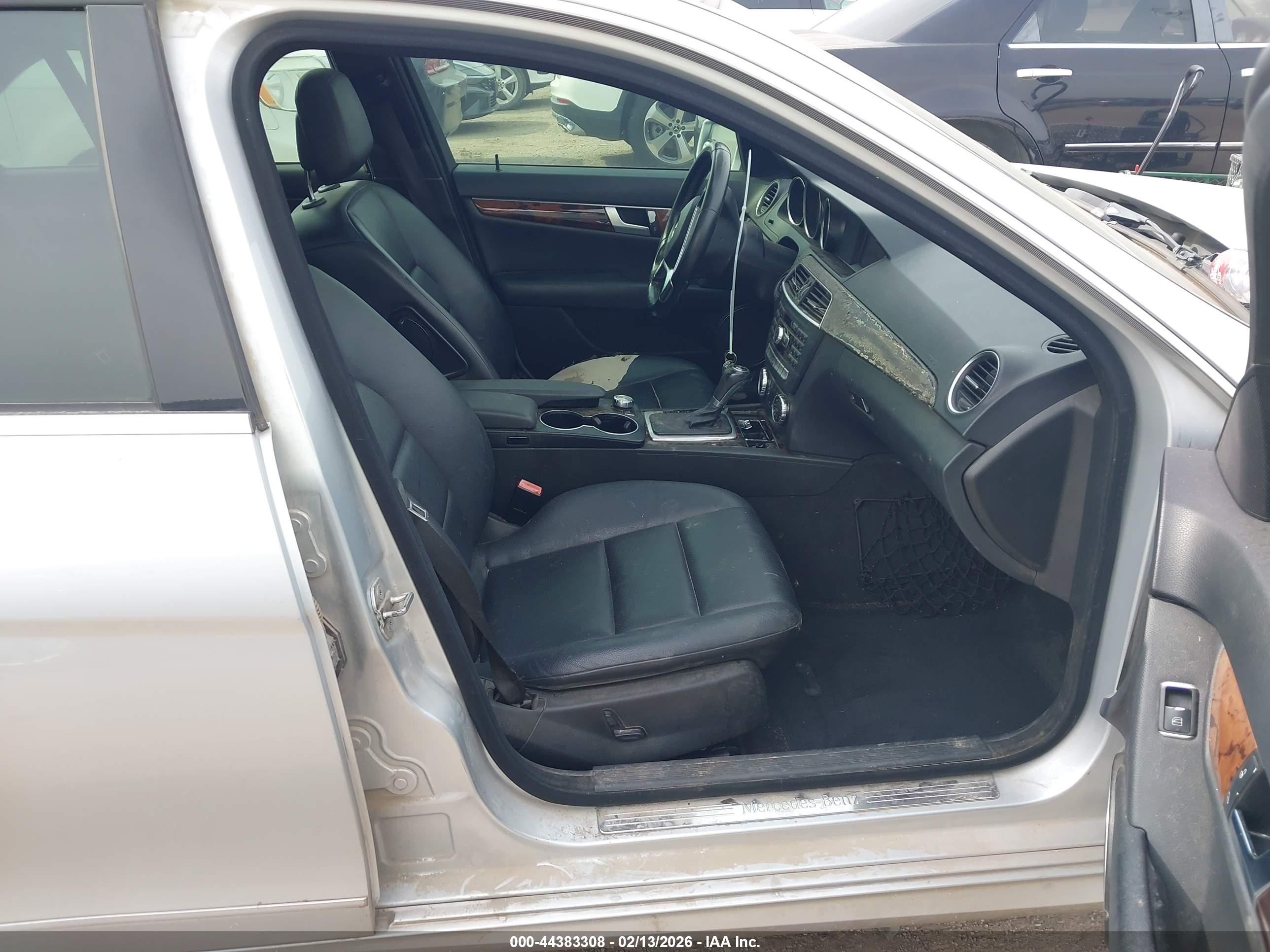 MERCEDES-BENZ C image 5