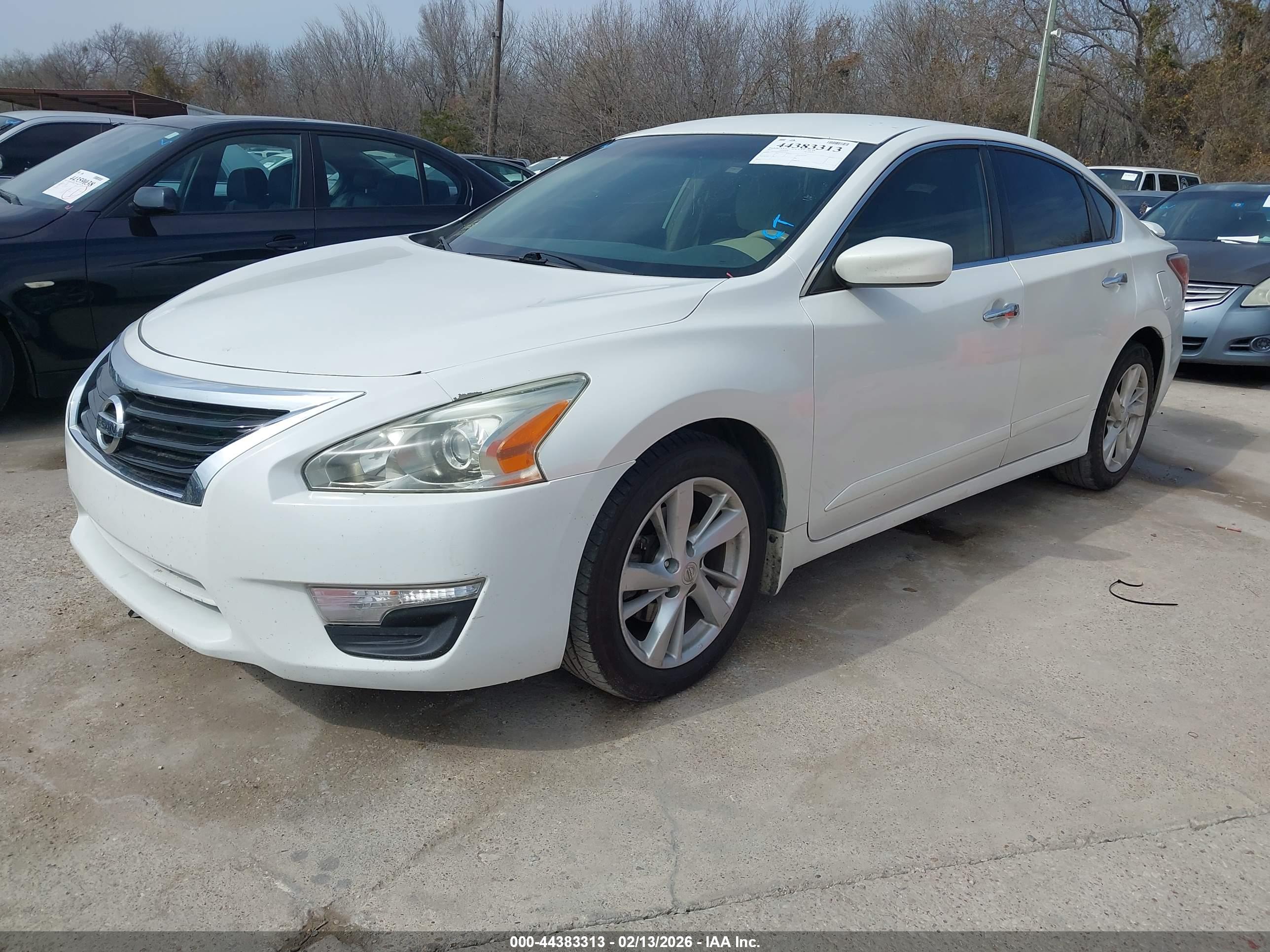 NISSAN ALTIMA image 2