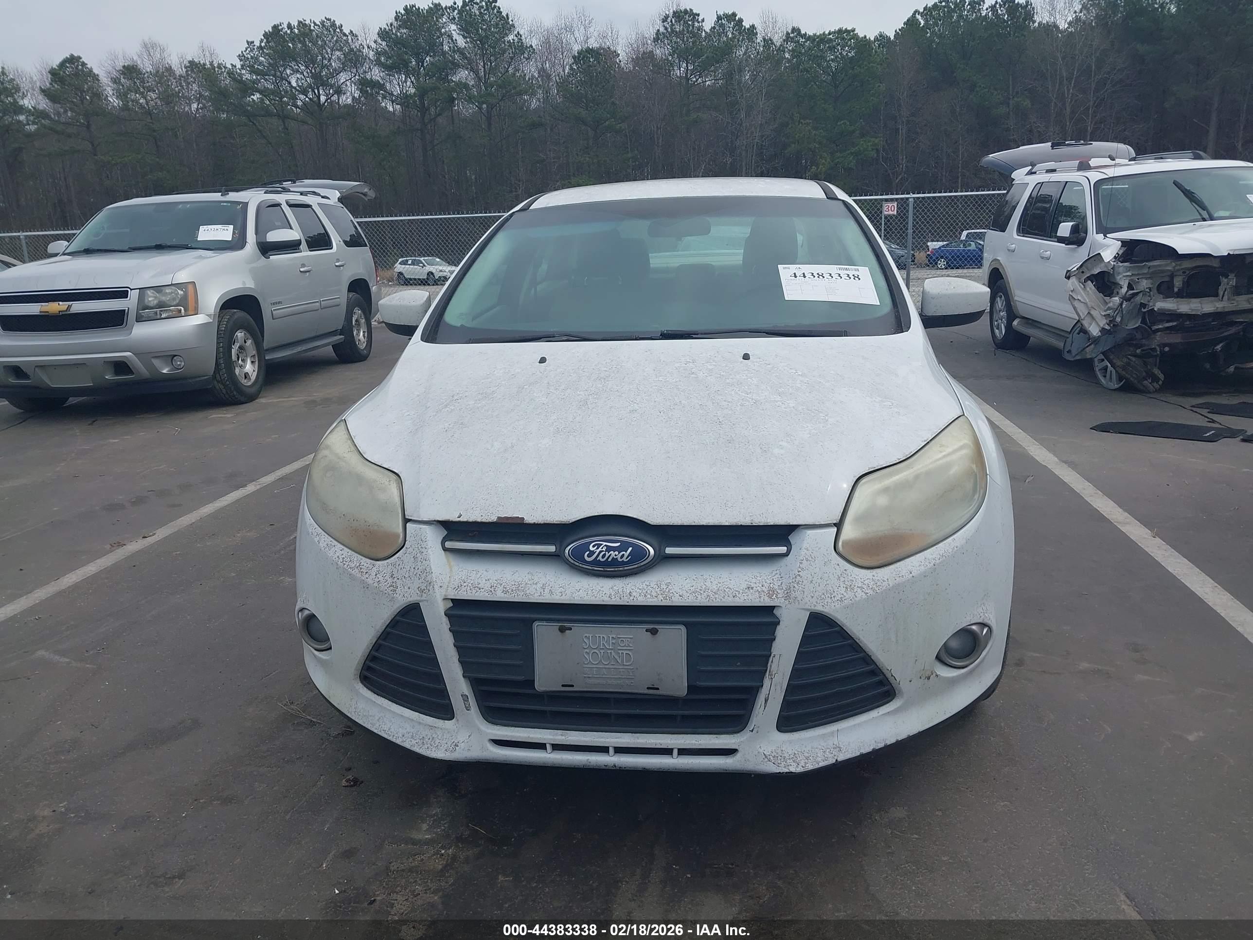 FORD FOCUS image 6