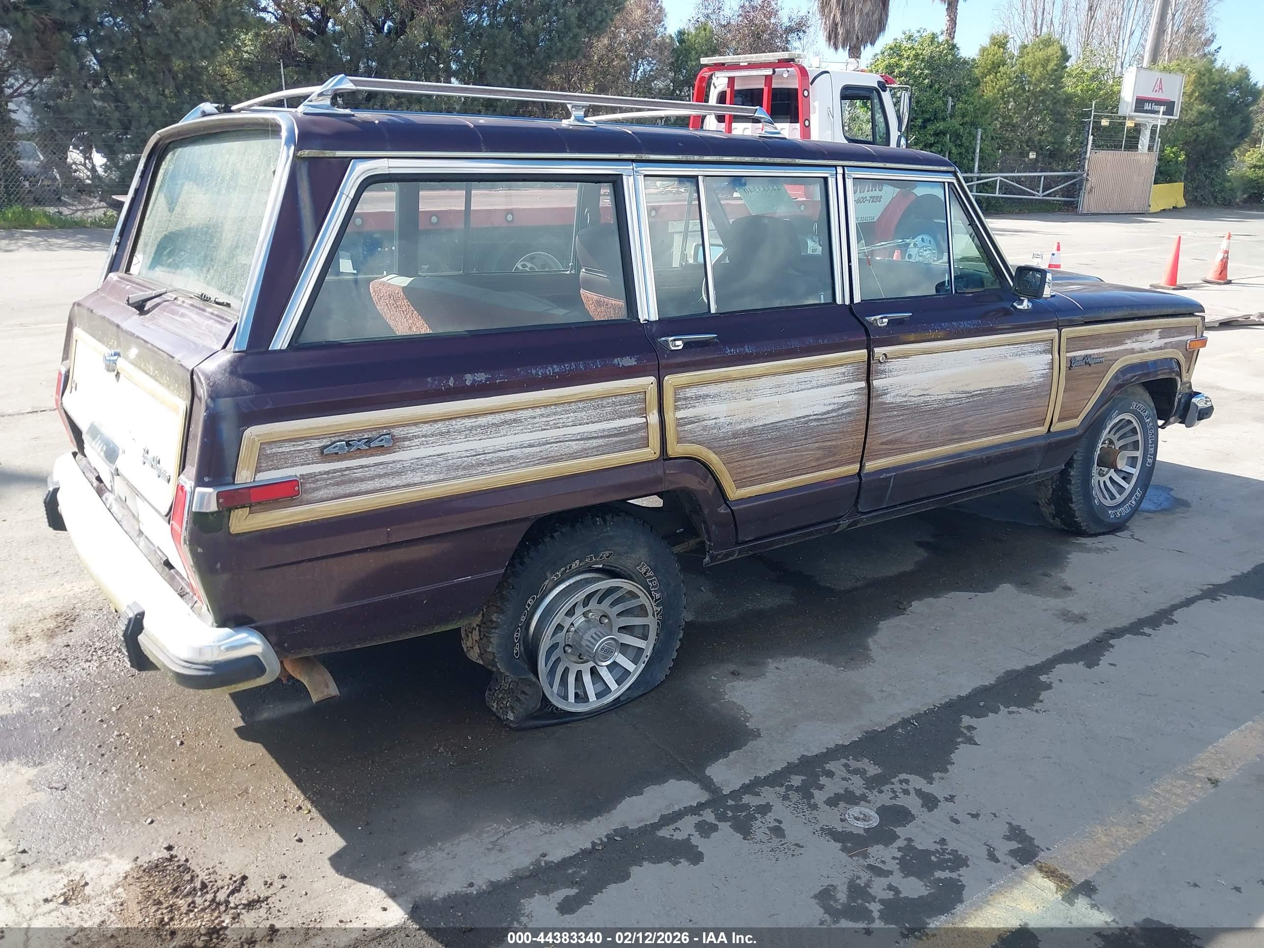 JEEP GRAND image 4
