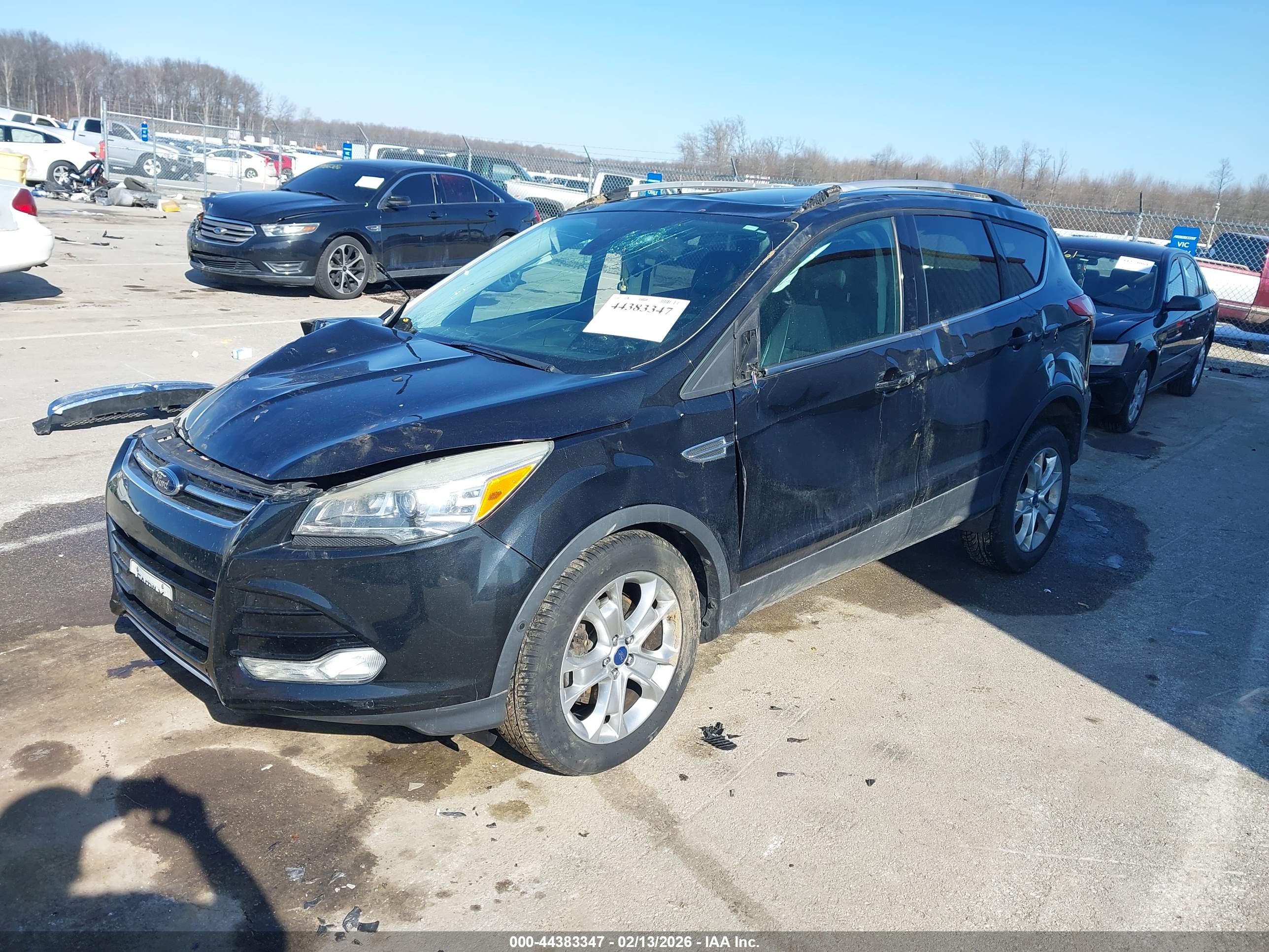 FORD ESCAPE image 2