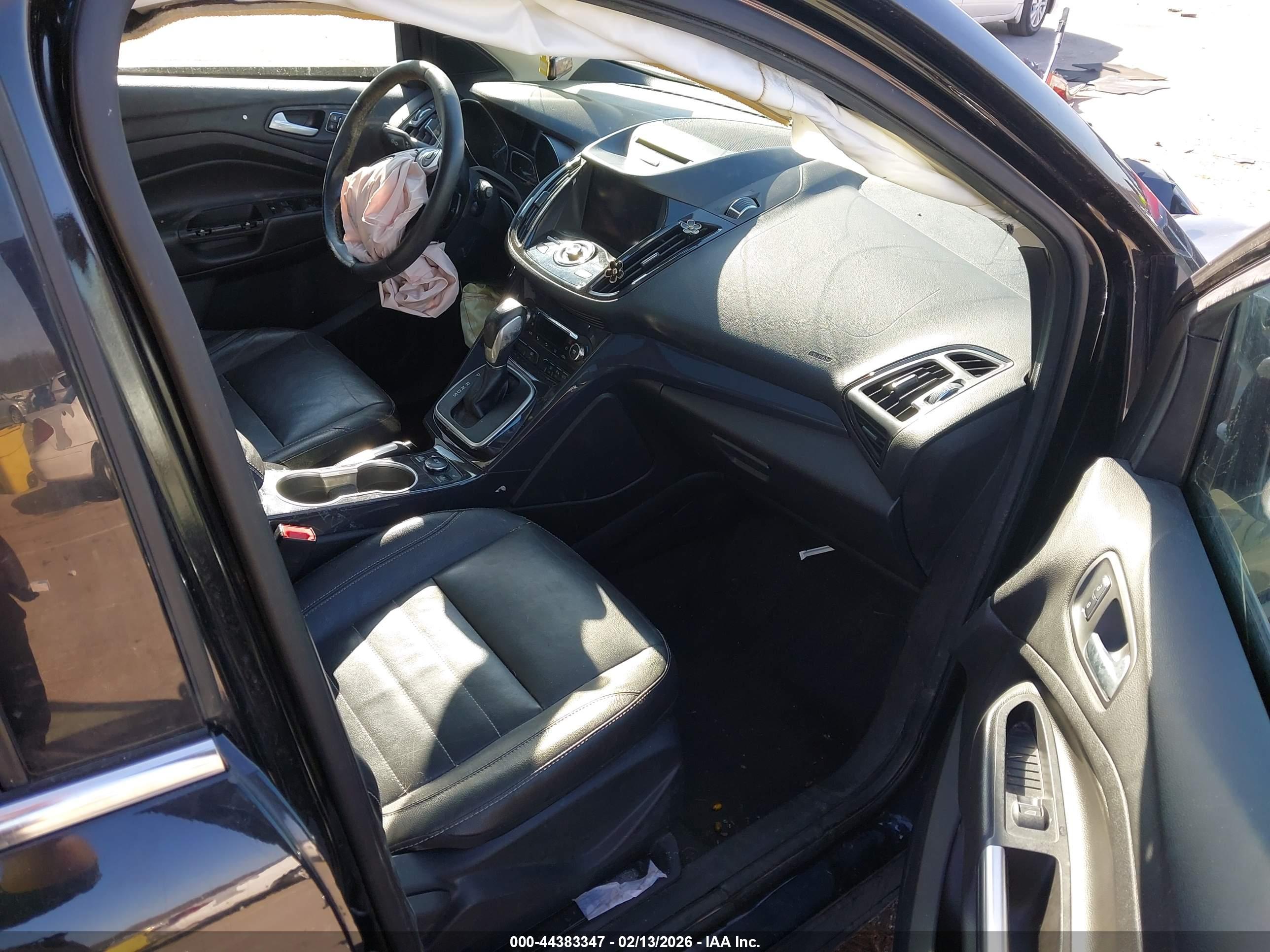 FORD ESCAPE image 5