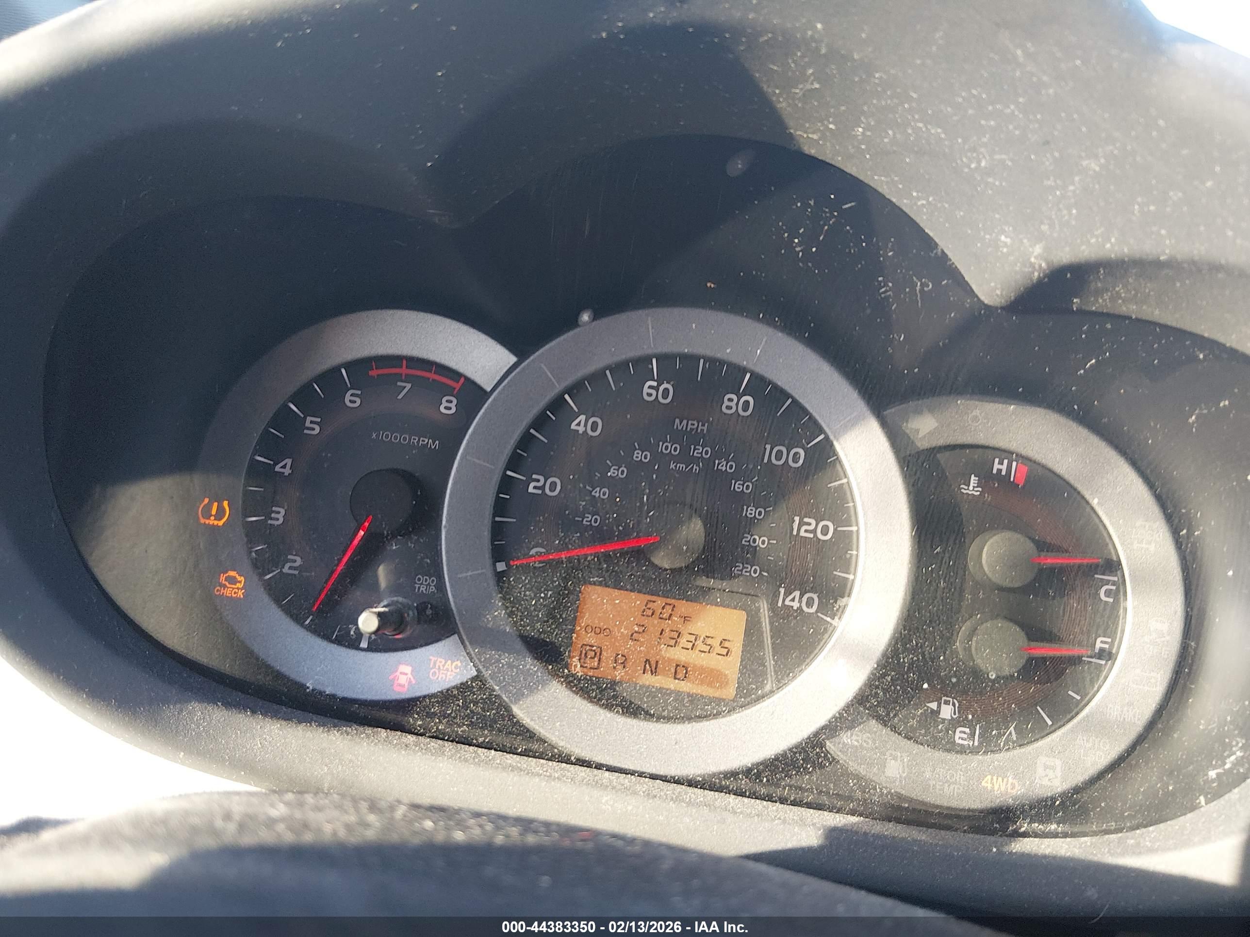 TOYOTA RAV4 image 7