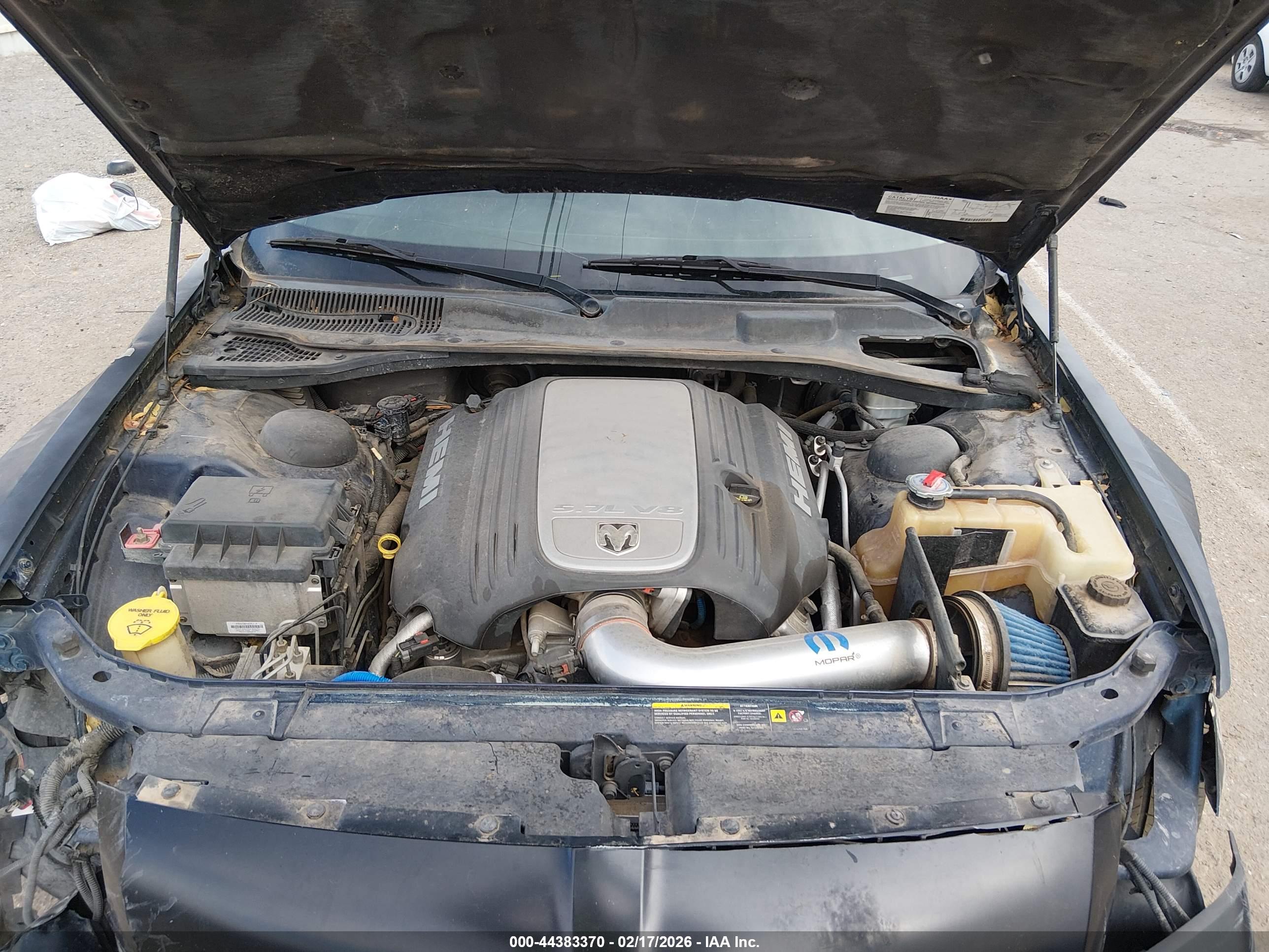 DODGE MAGNUM image 10