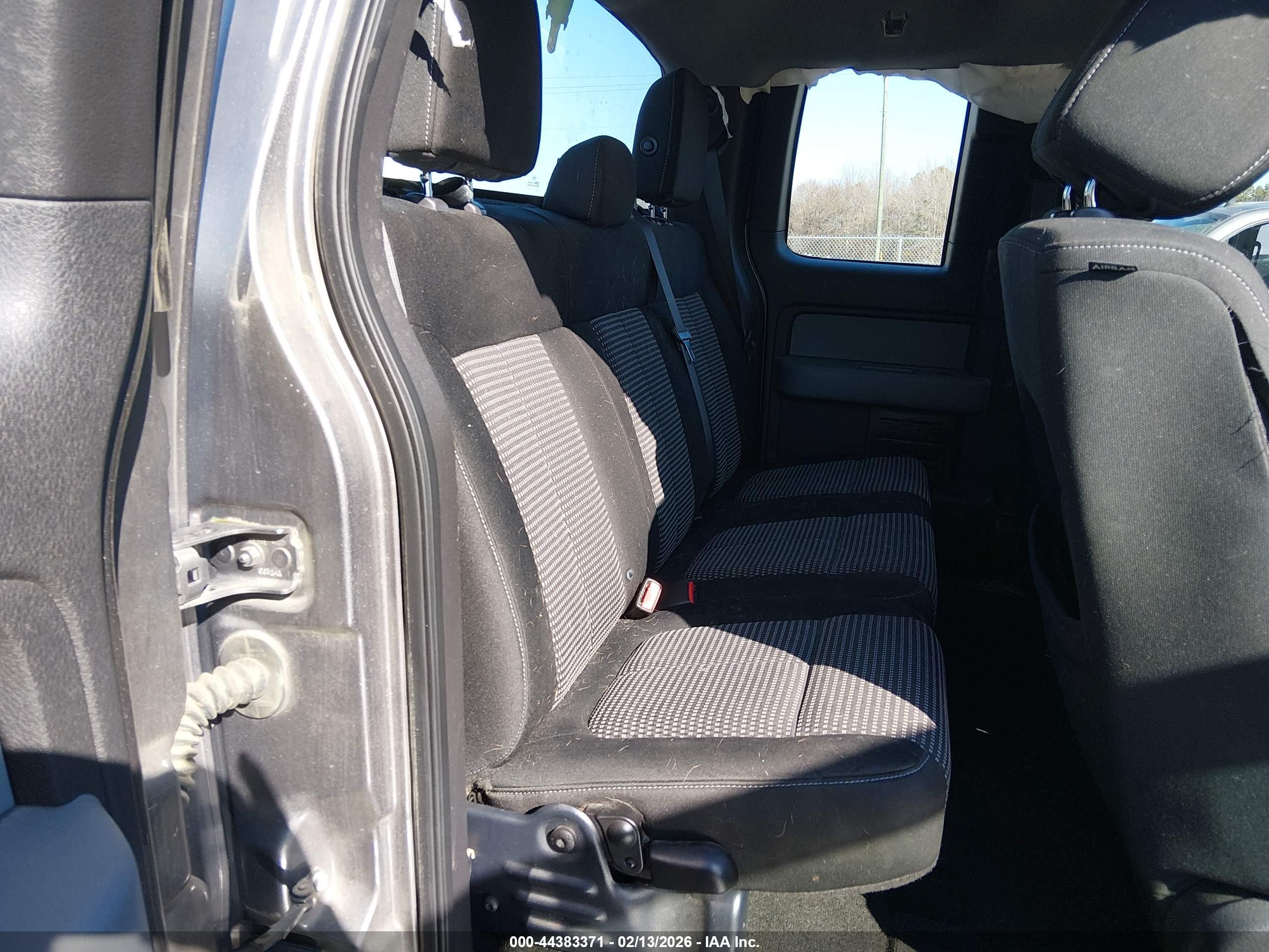 FORD F-150 image 8