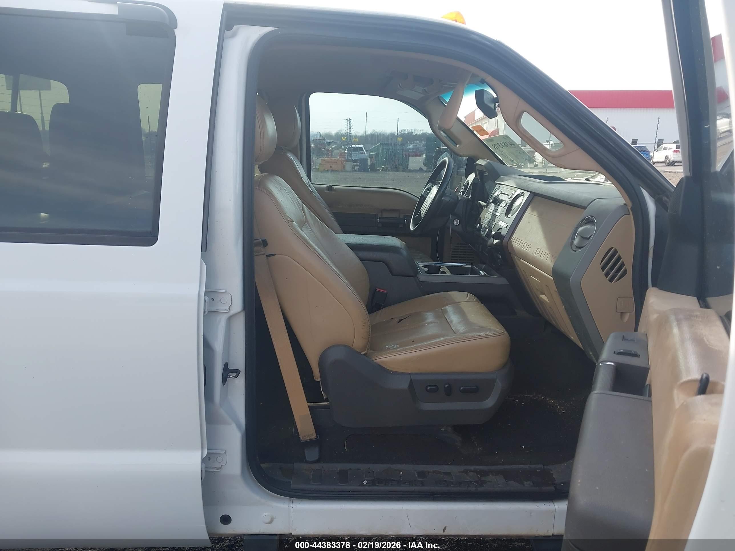 FORD F-350 image 8