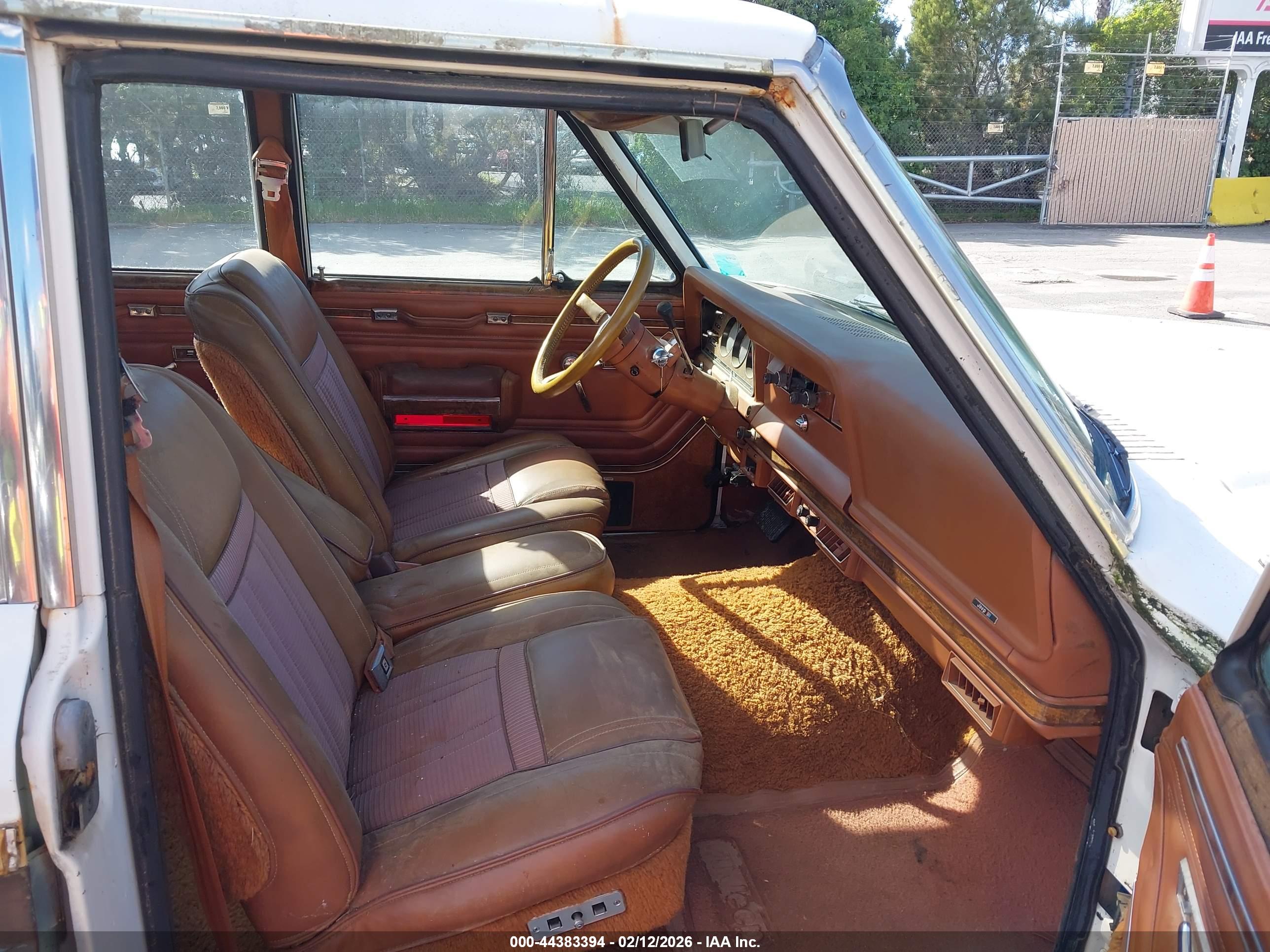 JEEP GRAND image 5