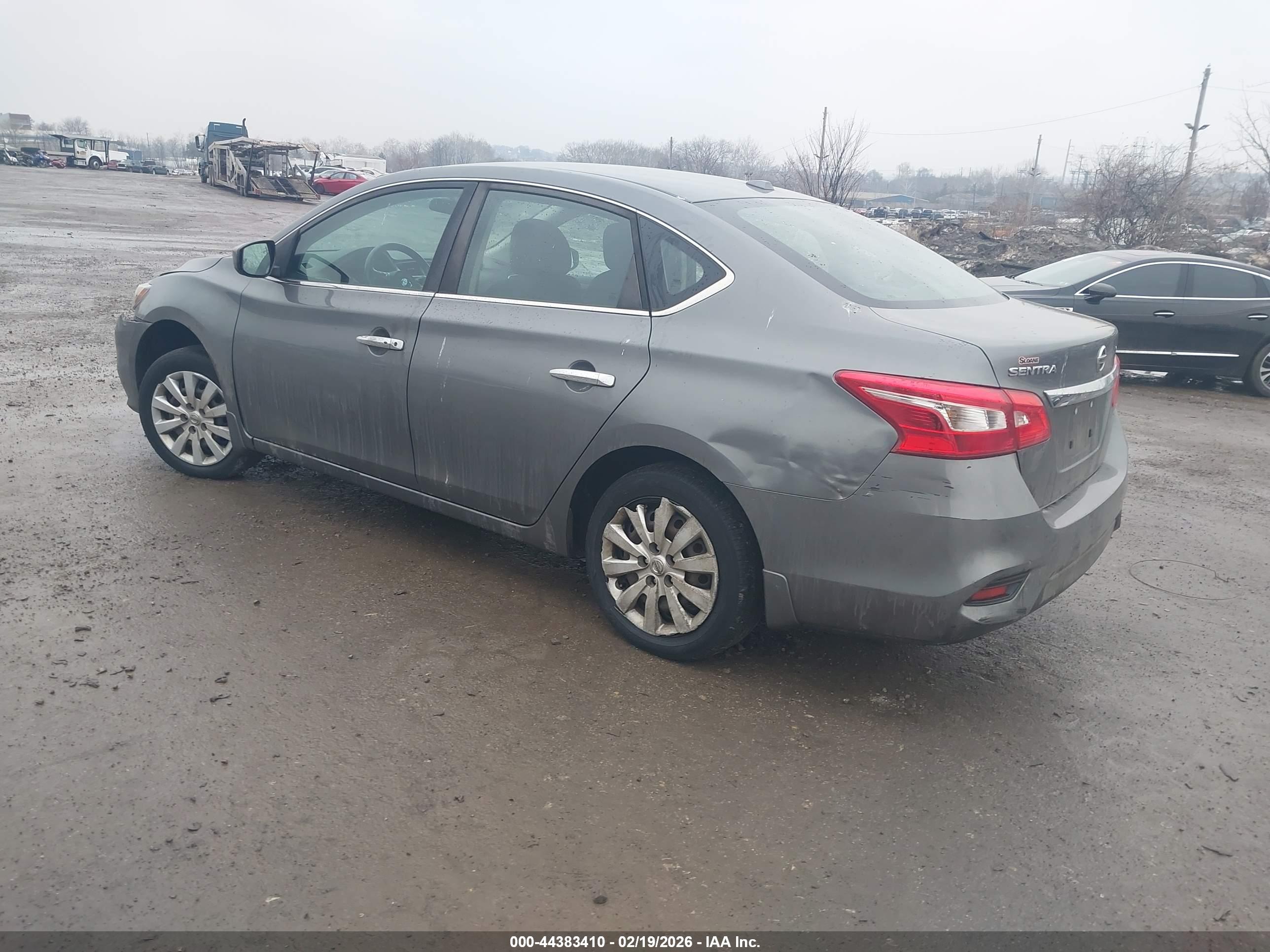 NISSAN SENTRA image 3