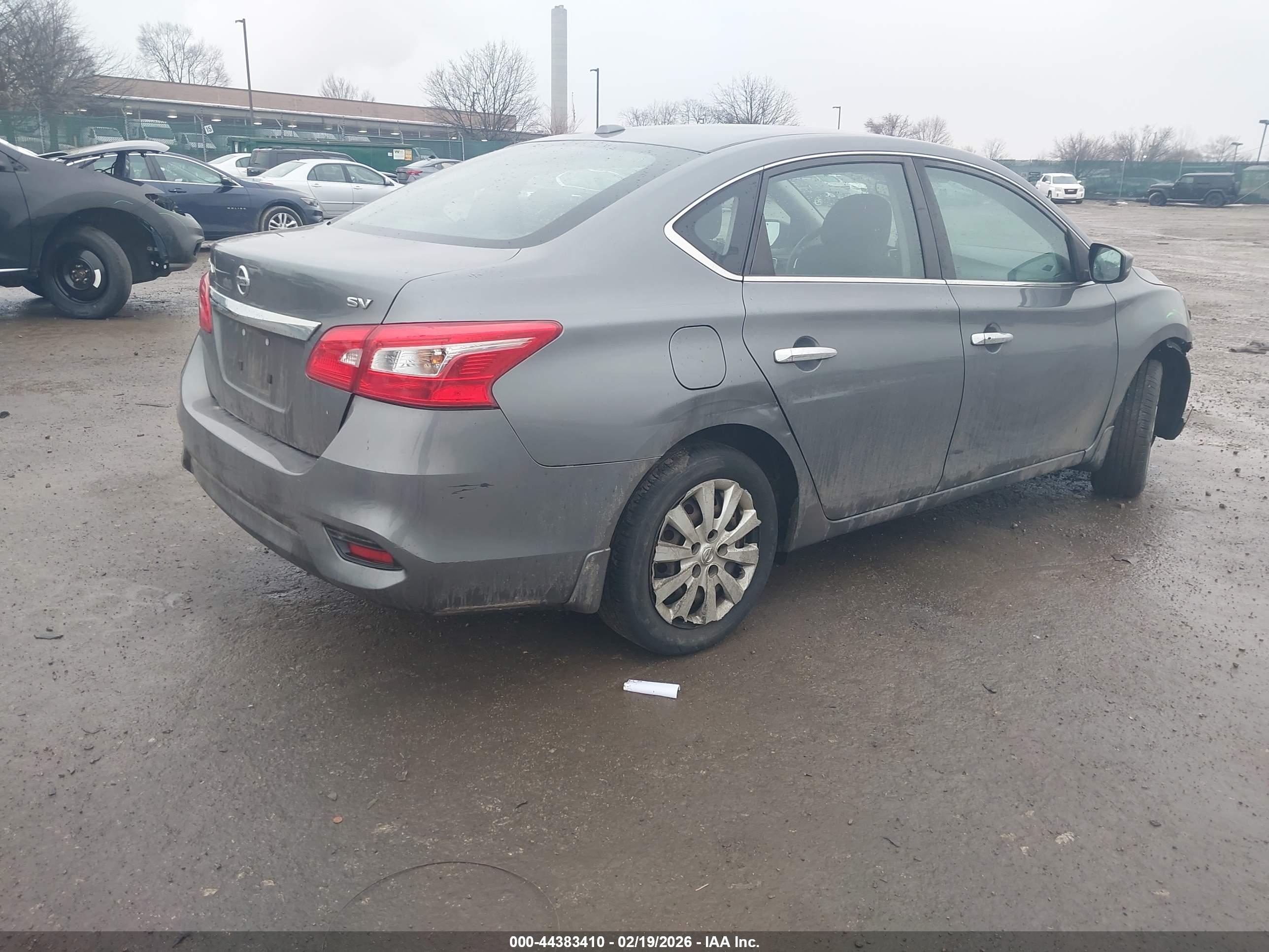 NISSAN SENTRA image 4