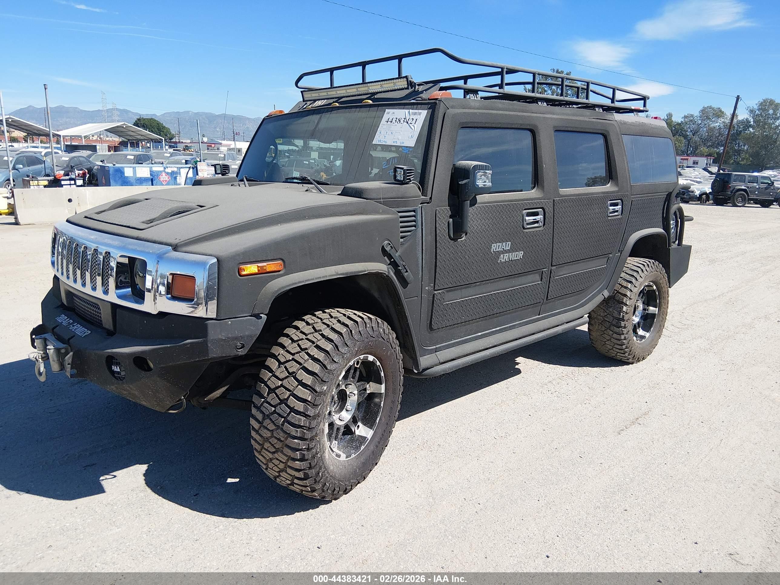 HUMMER H2 image 2