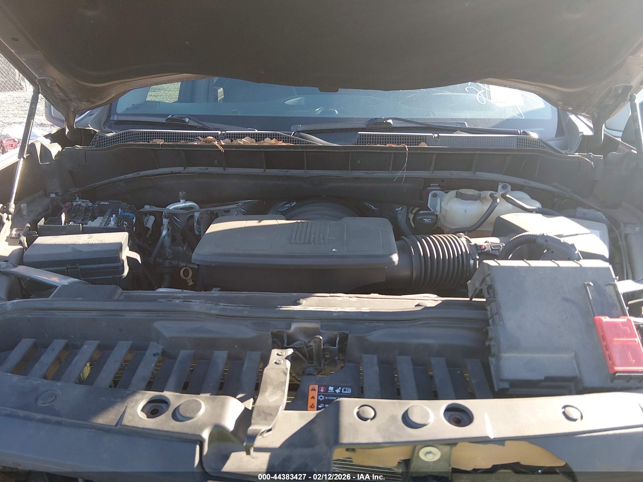 CHEVROLET SILVERADO image 10