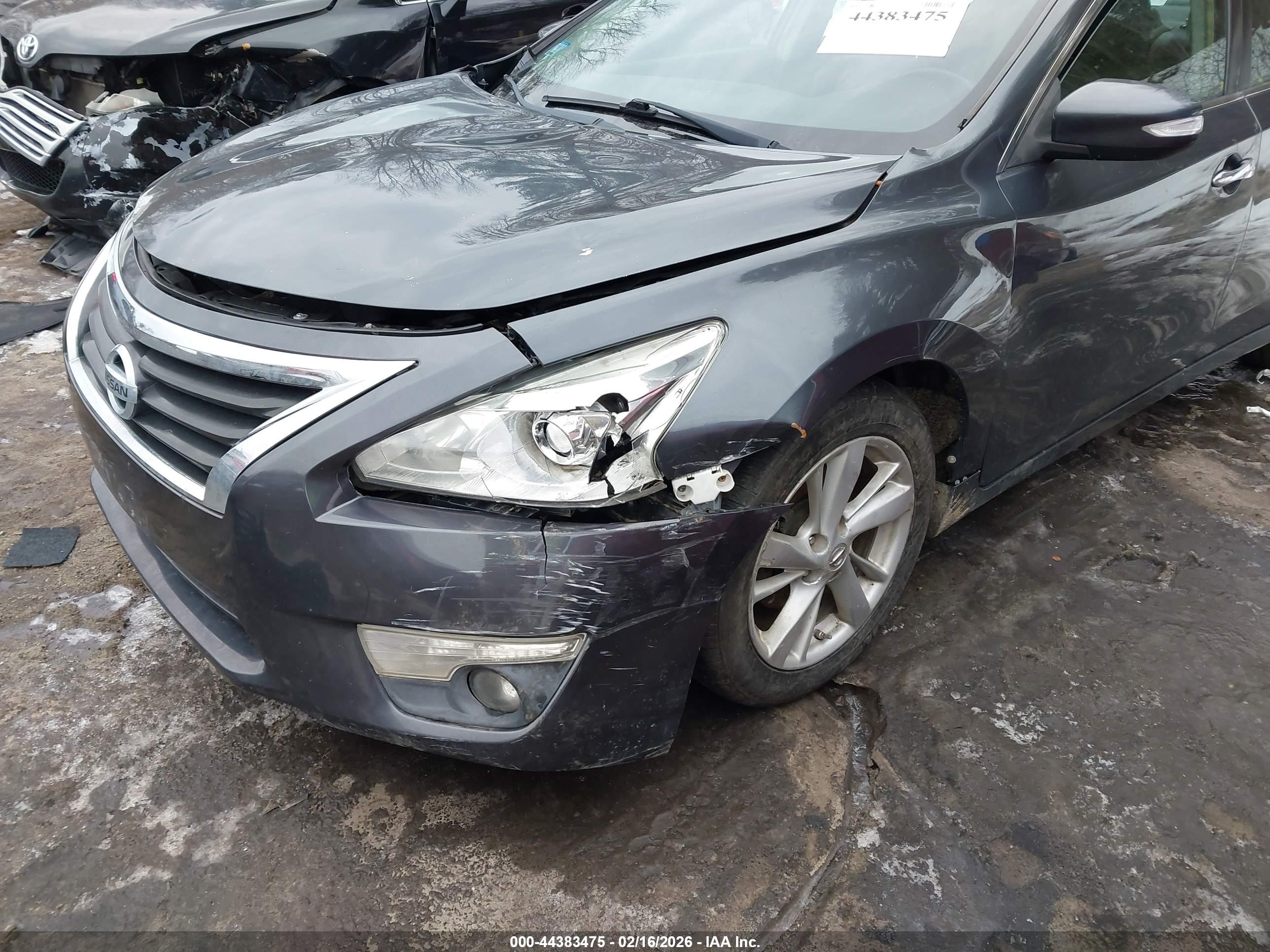 NISSAN ALTIMA image 6