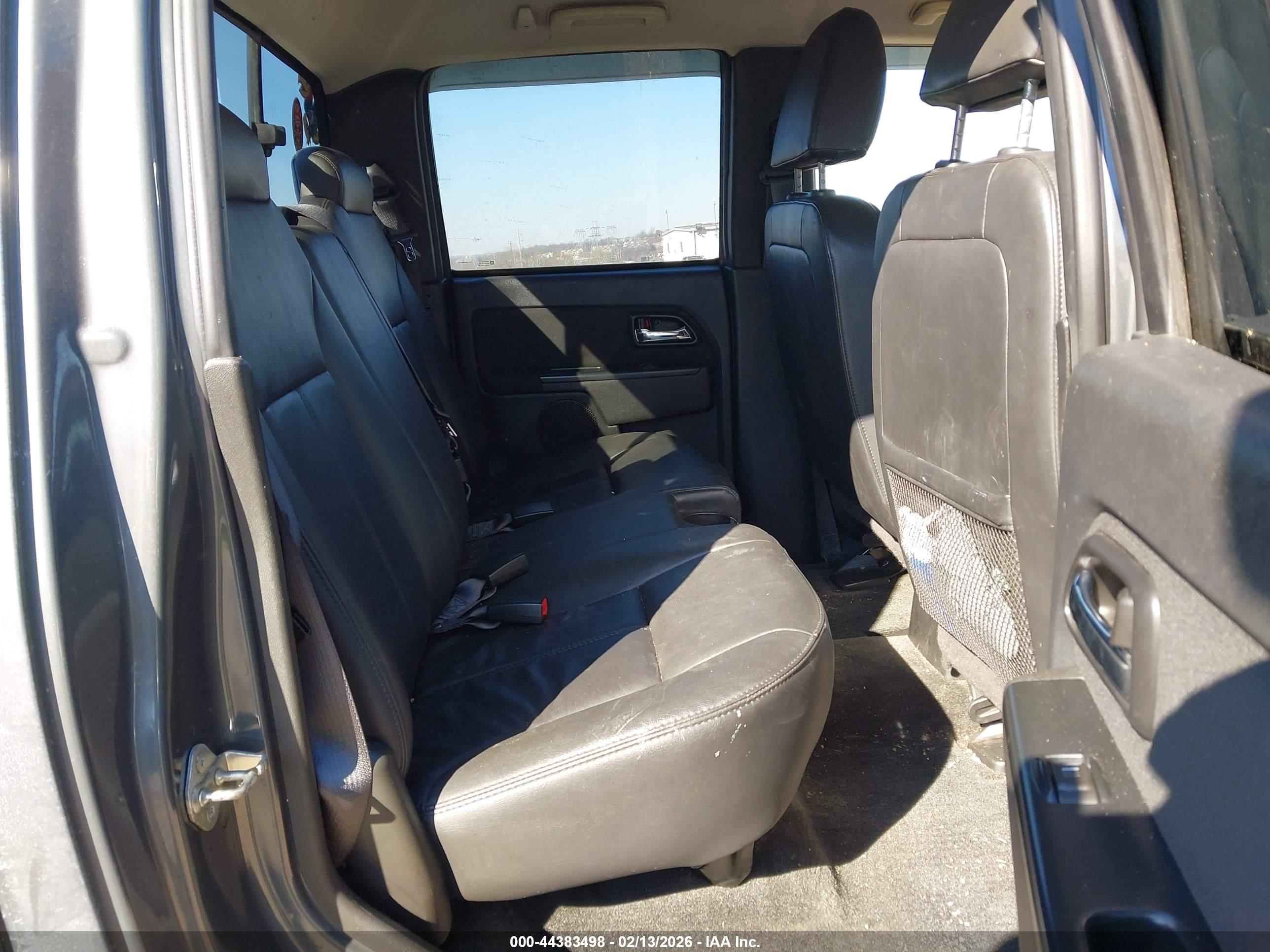 CHEVROLET COLORADO image 8