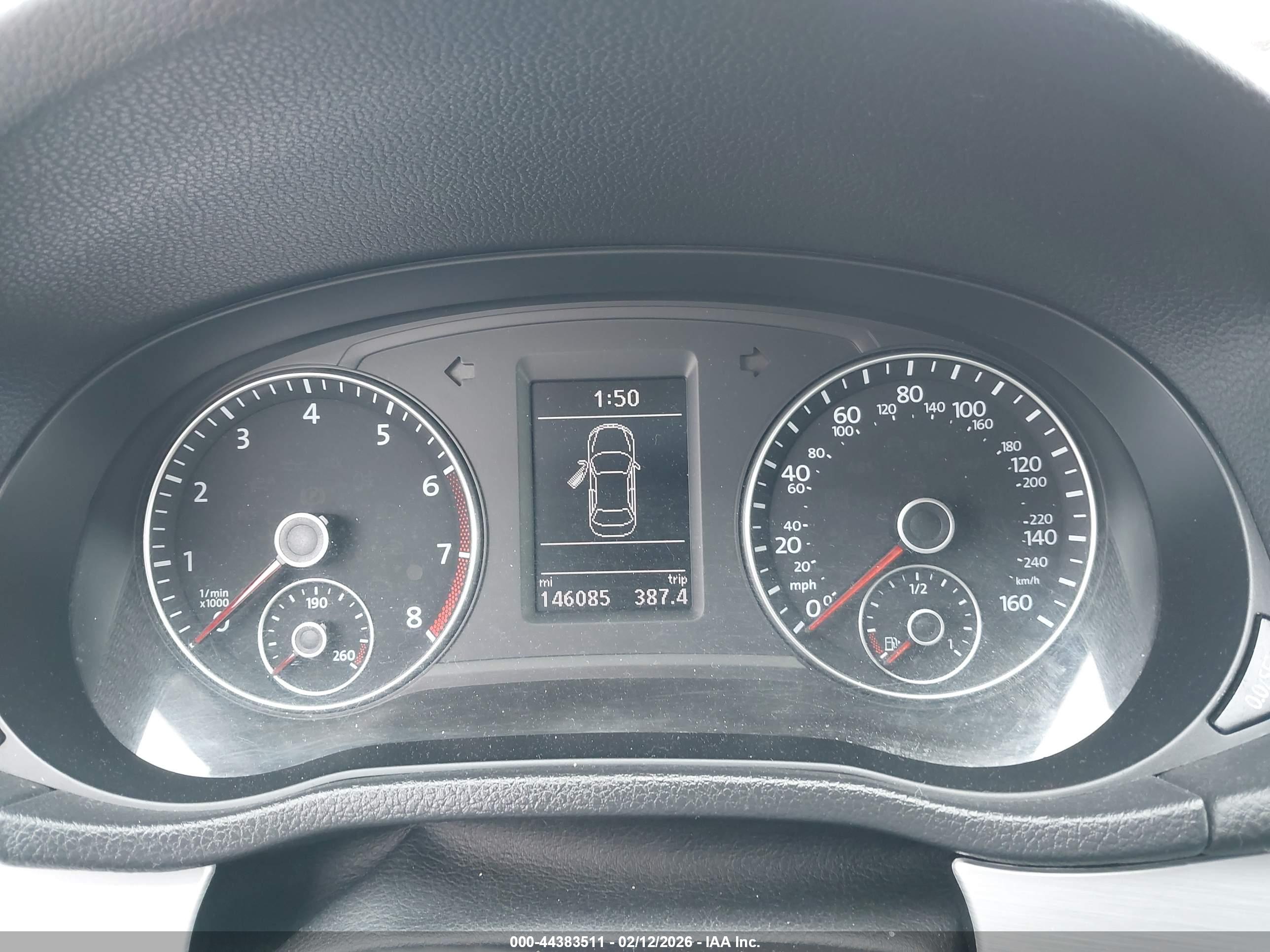 VOLKSWAGEN PASSAT image 7