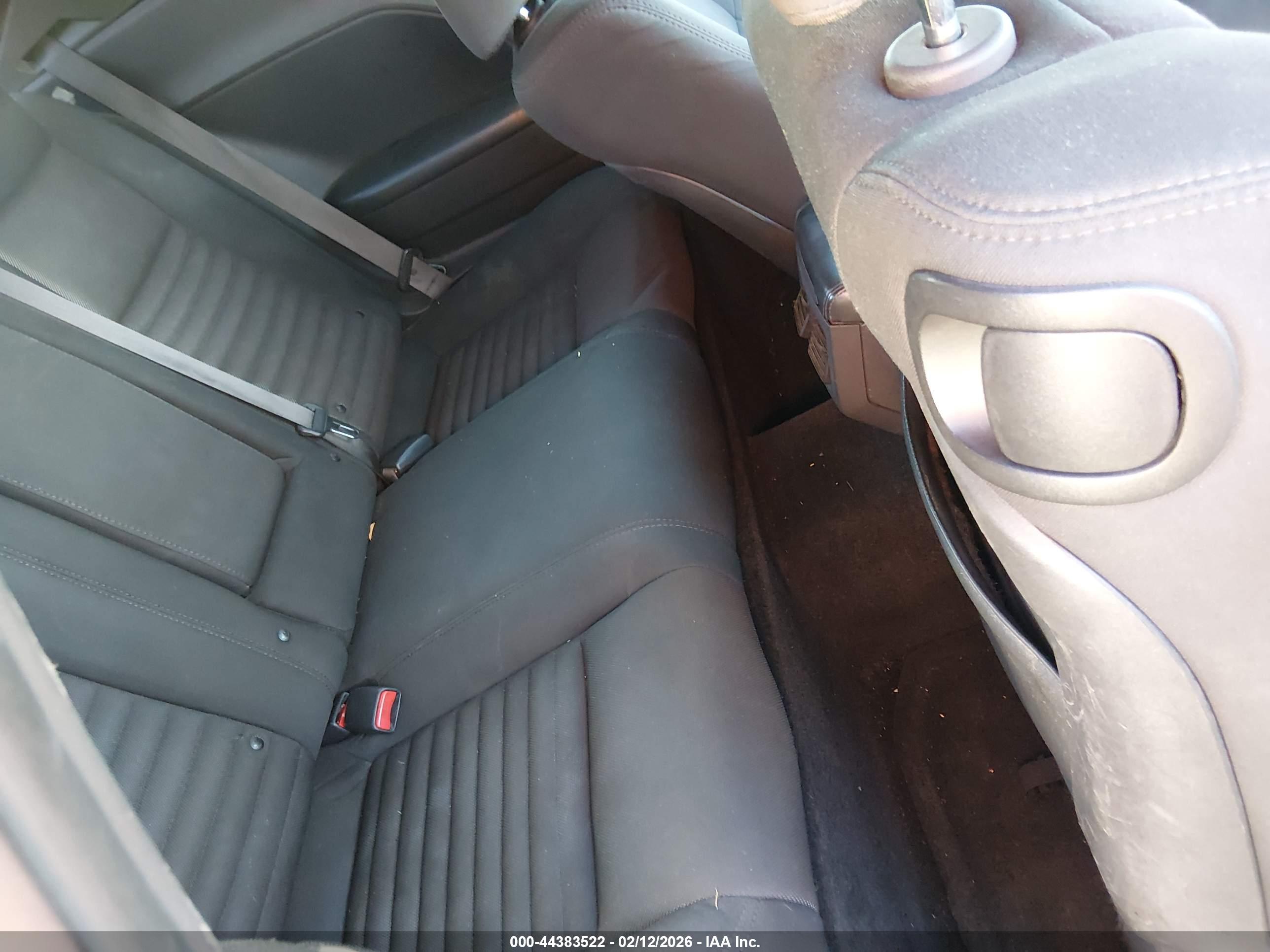 DODGE CHALLENGER image 8