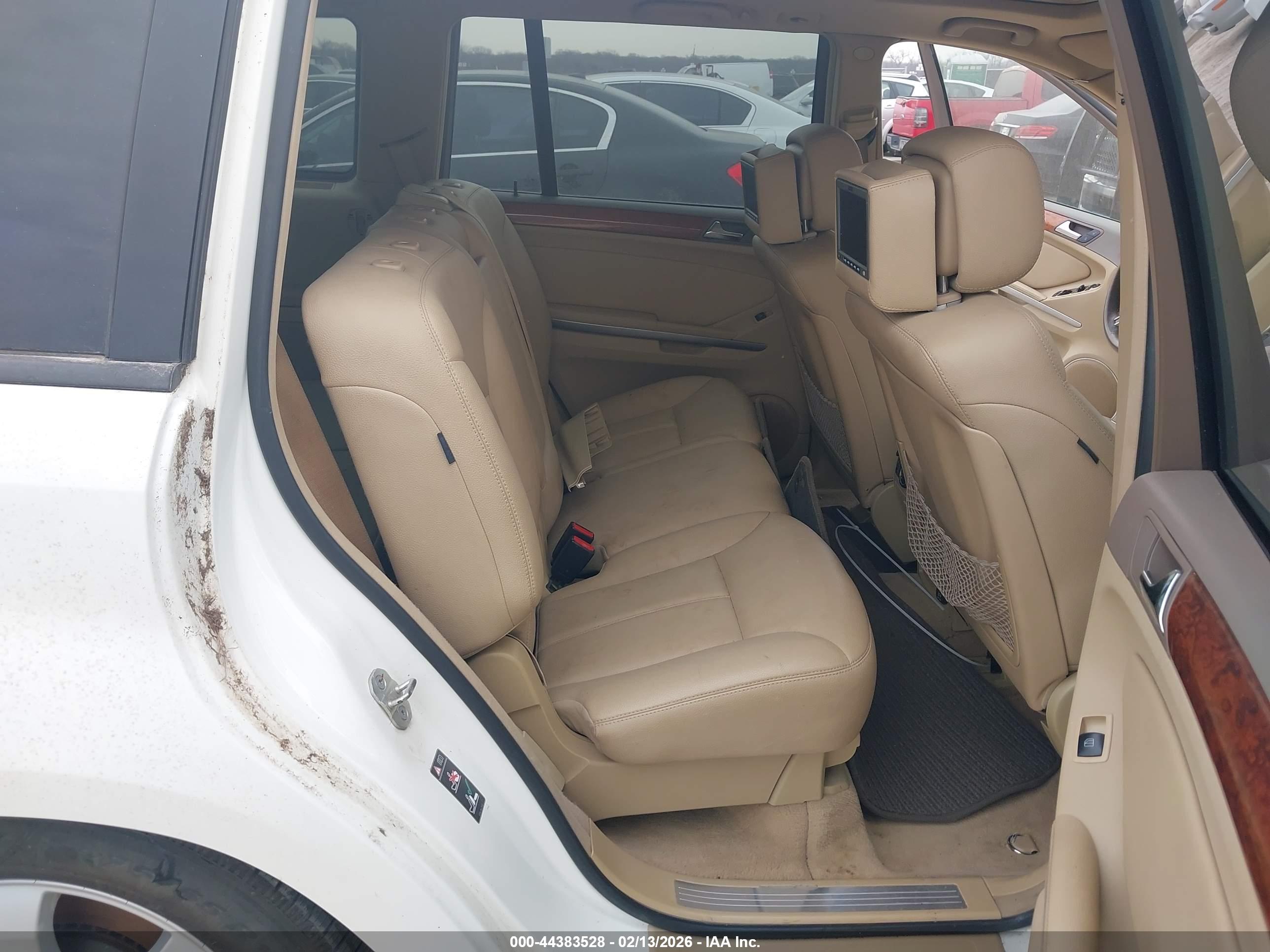 MERCEDES-BENZ GL image 8