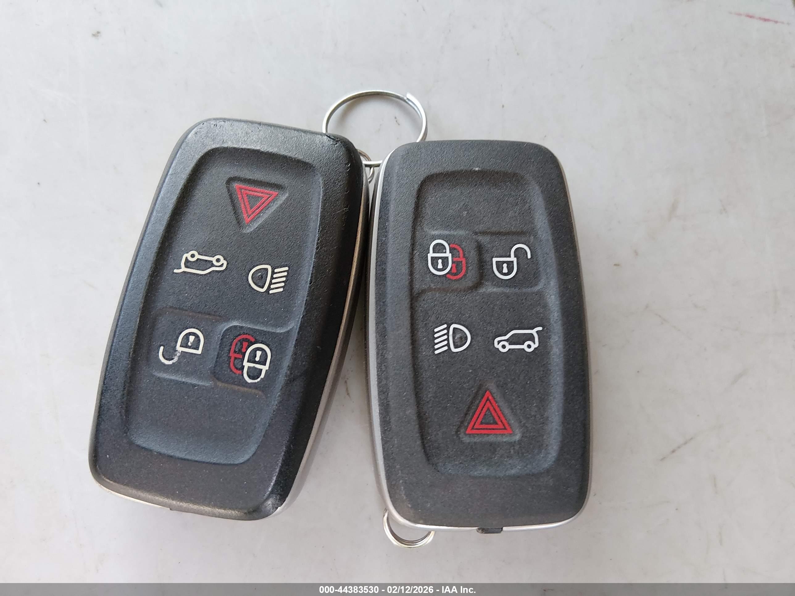 LAND ROVER image 11