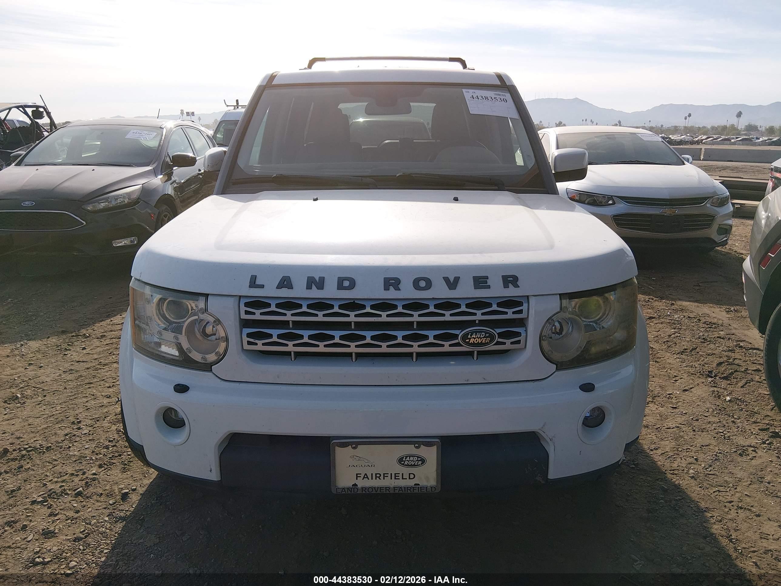 LAND ROVER image 6
