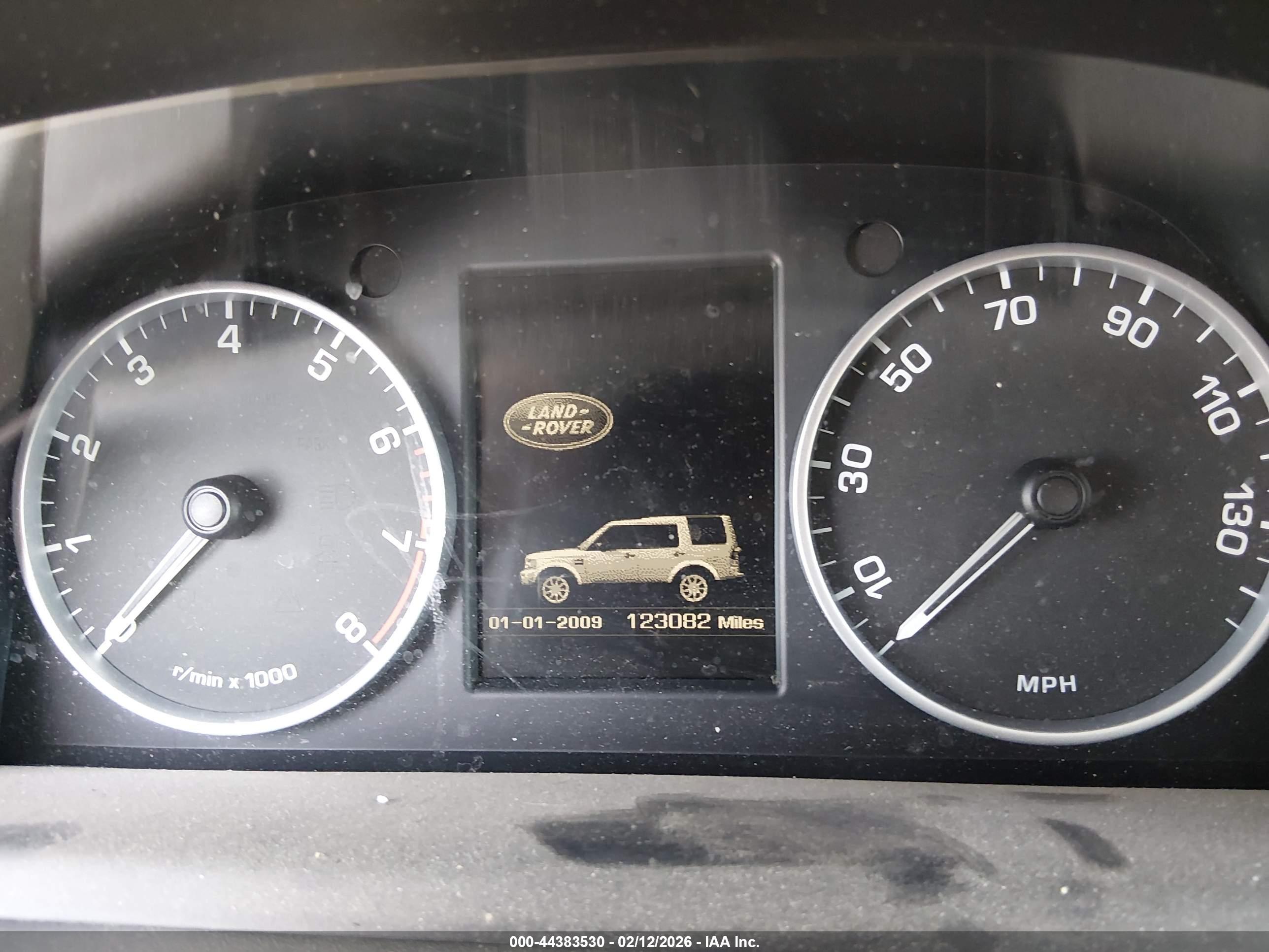 LAND ROVER image 7