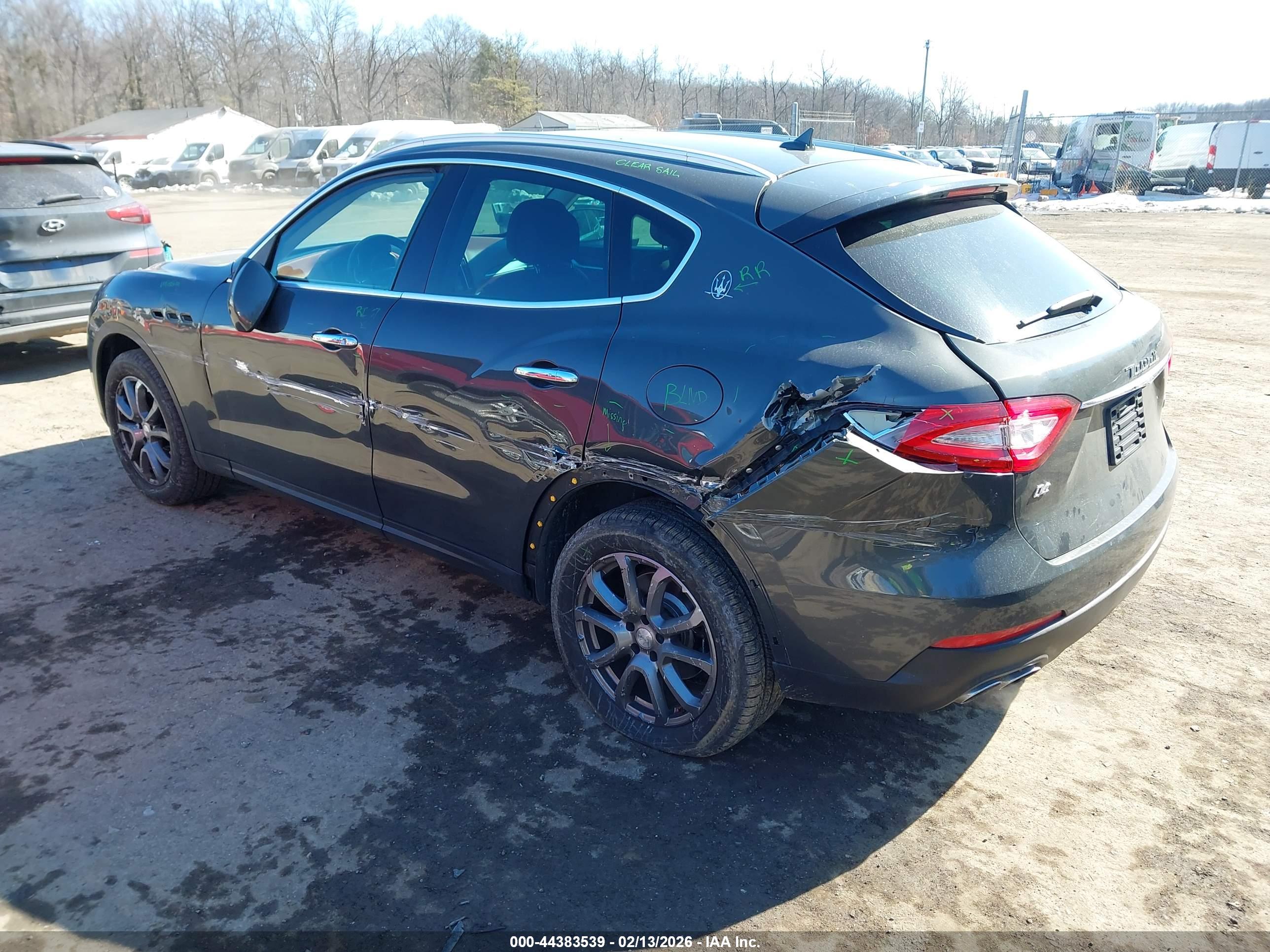 MASERATI LEVANTE image 3