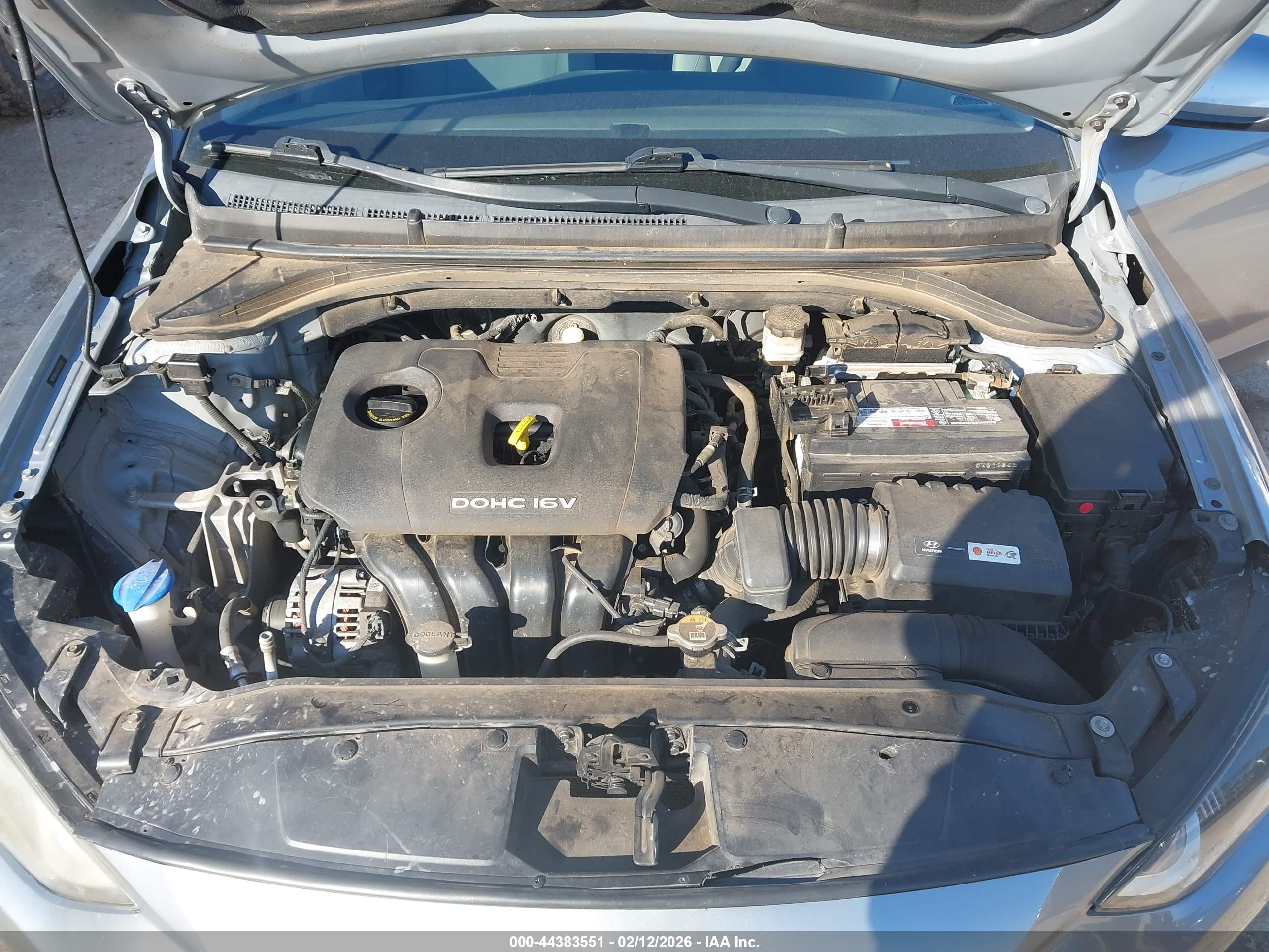HYUNDAI ELANTRA image 10