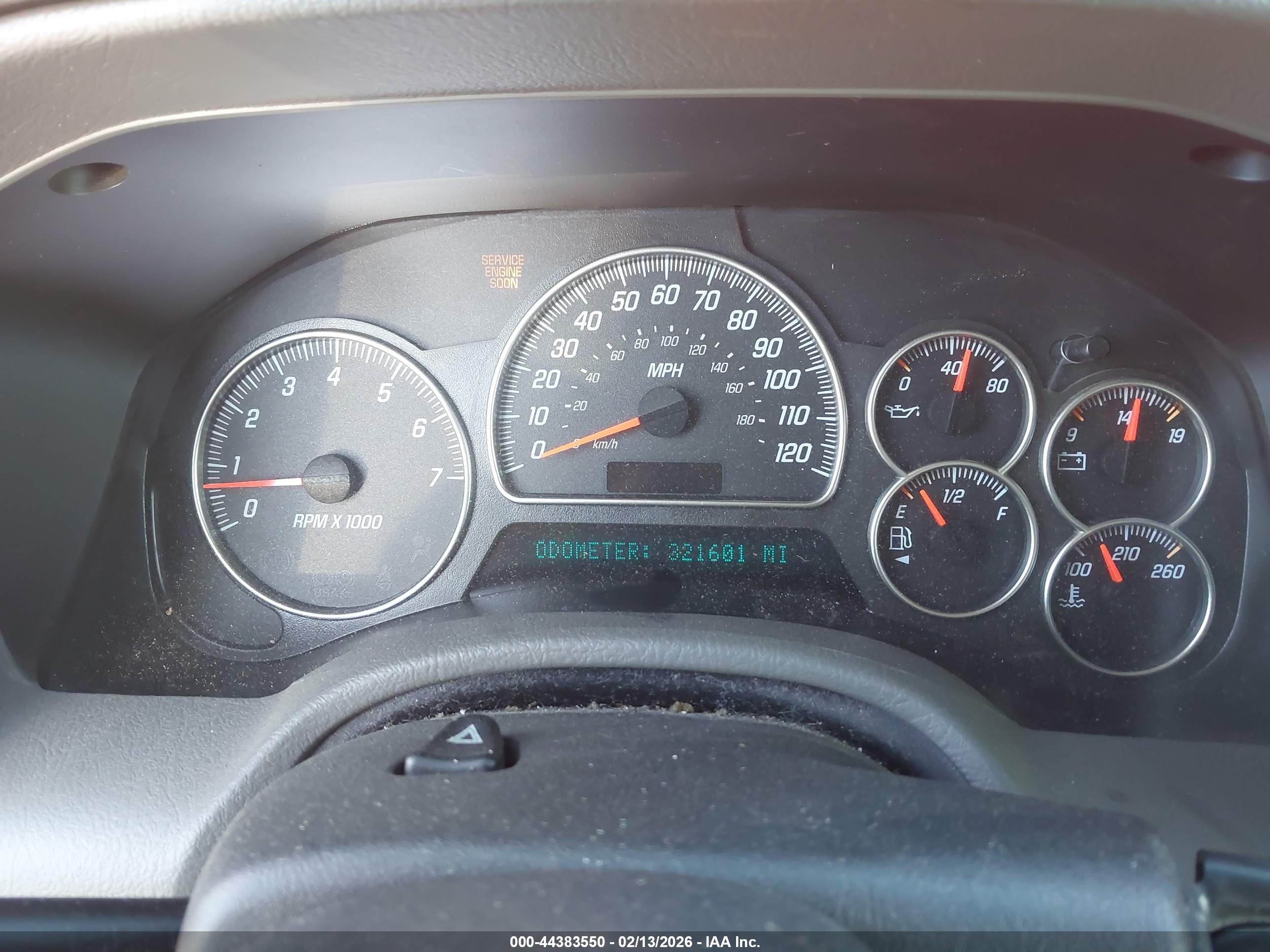 GMC ENVOY image 7