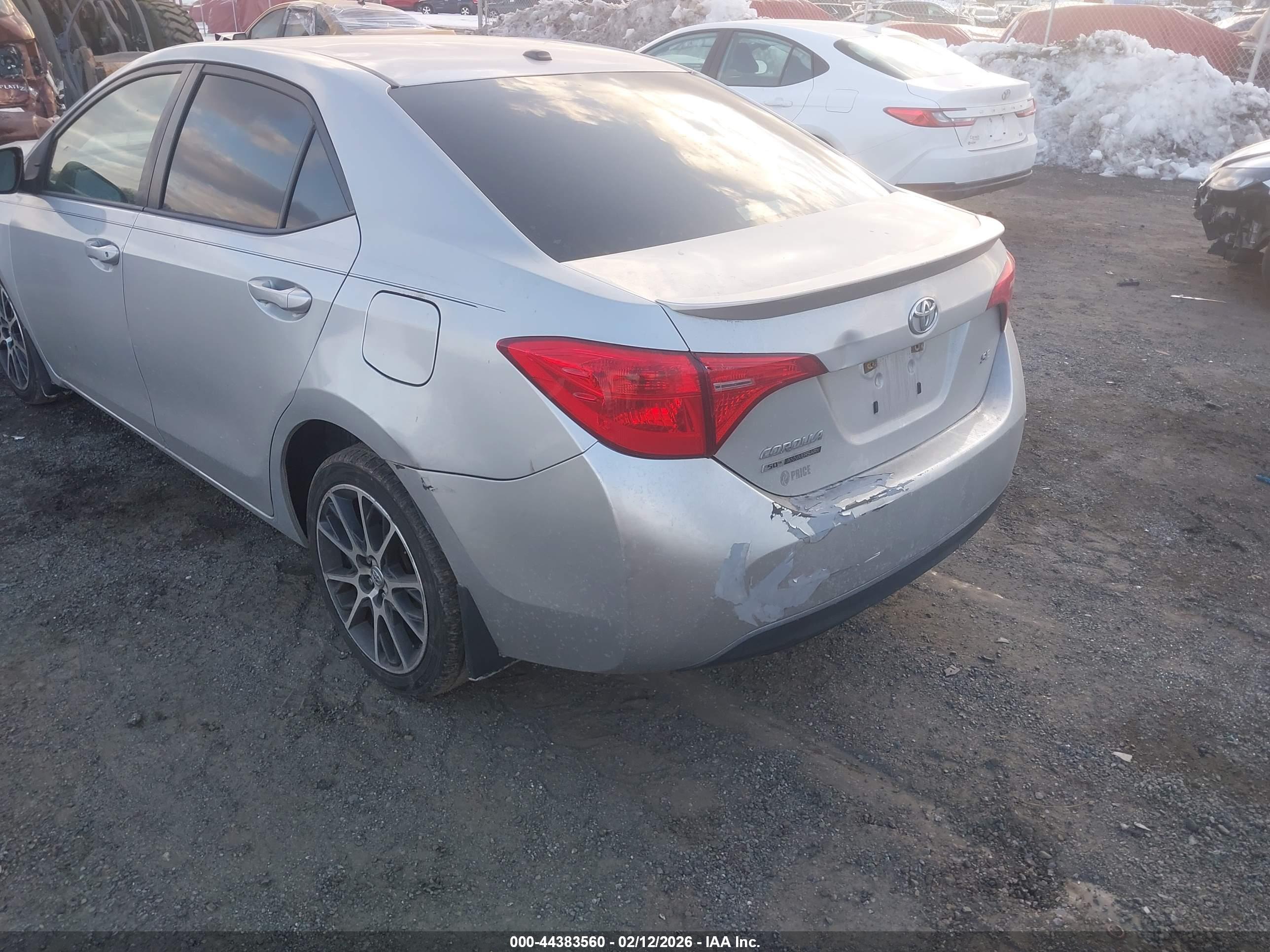 TOYOTA COROLLA image 3