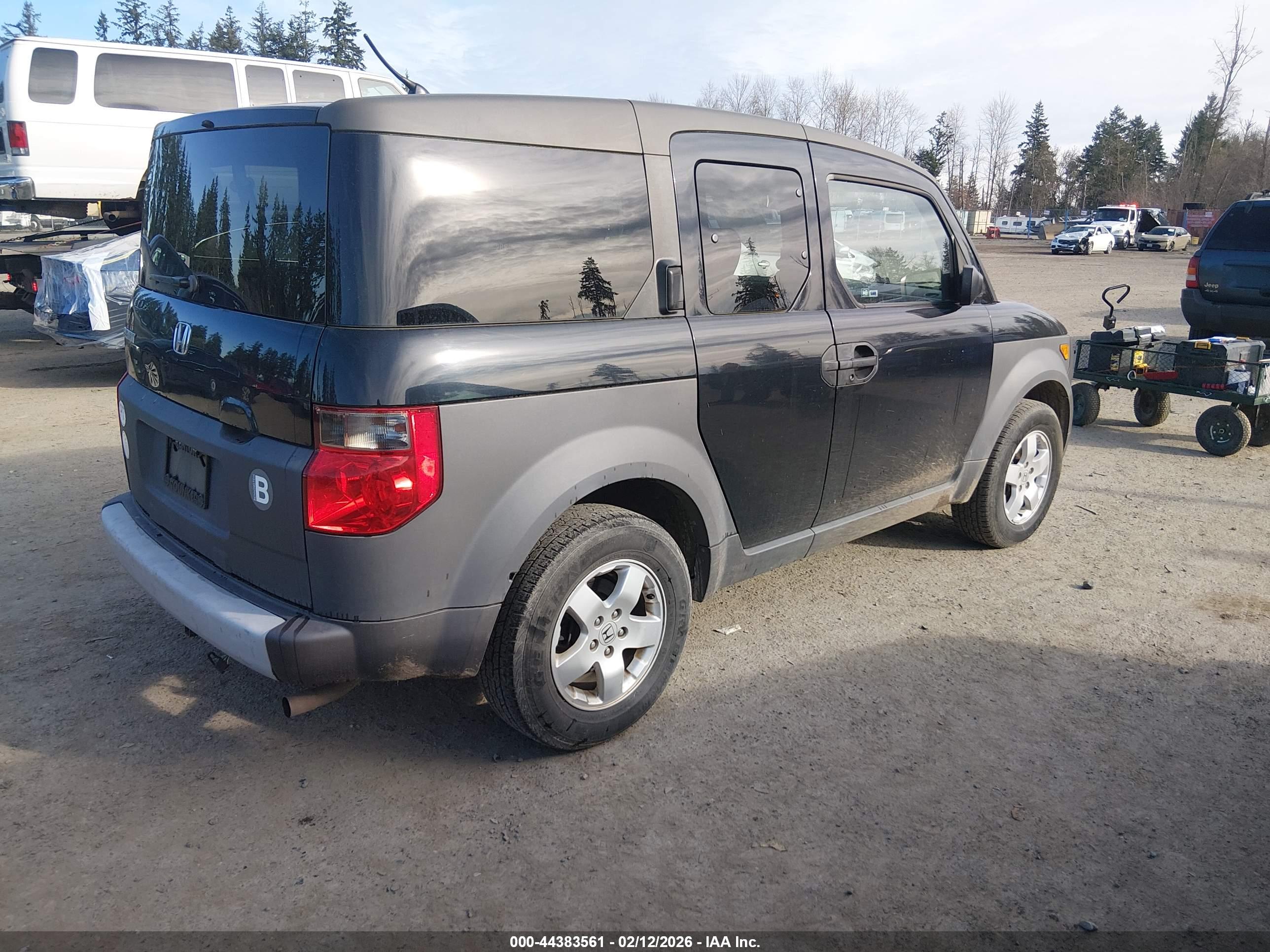 HONDA ELEMENT image 4