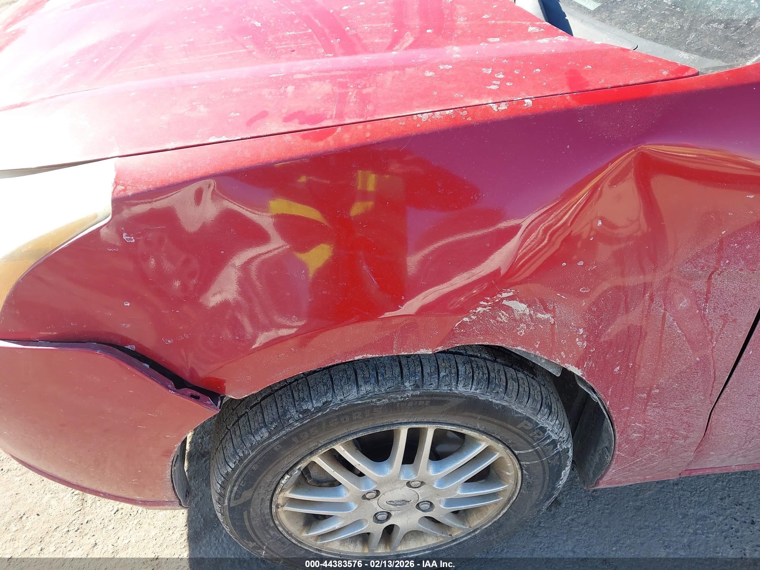 FORD FOCUS image 6