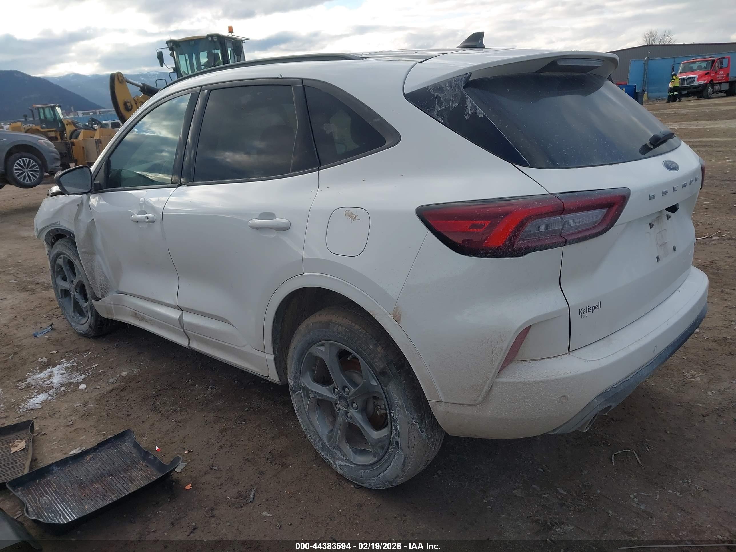 FORD ESCAPE image 3