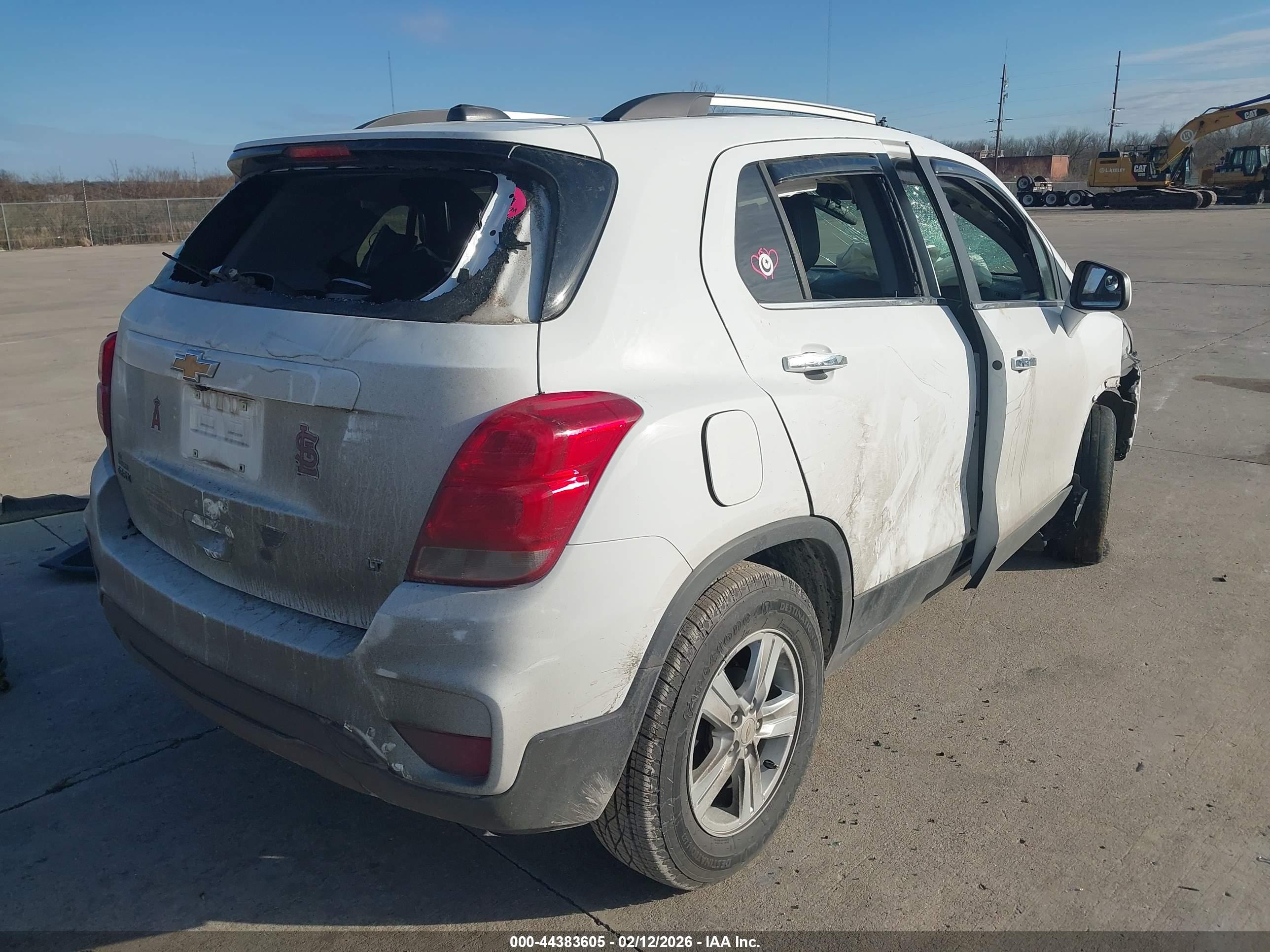 CHEVROLET TRAX image 4