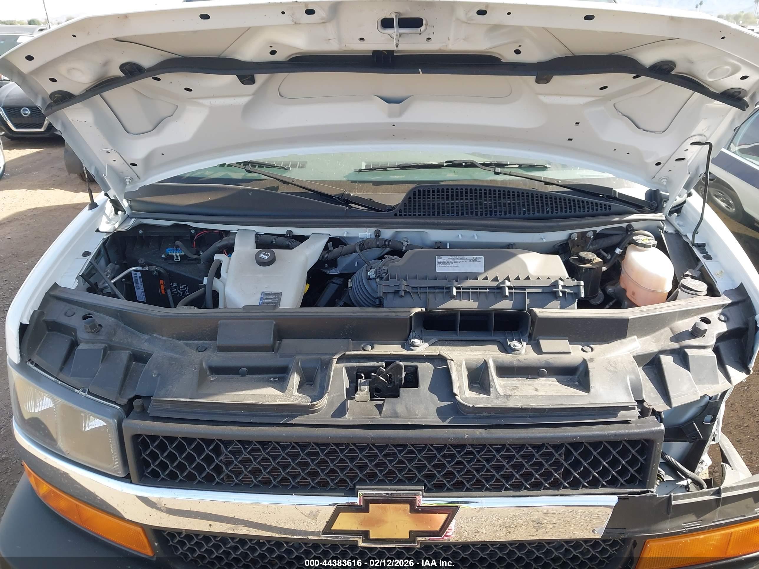 CHEVROLET EXPRESS image 10