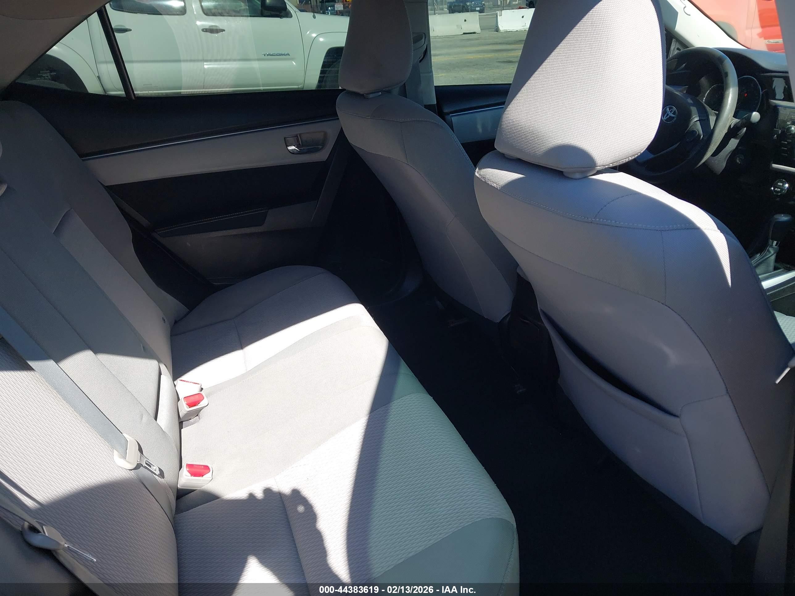TOYOTA COROLLA image 8