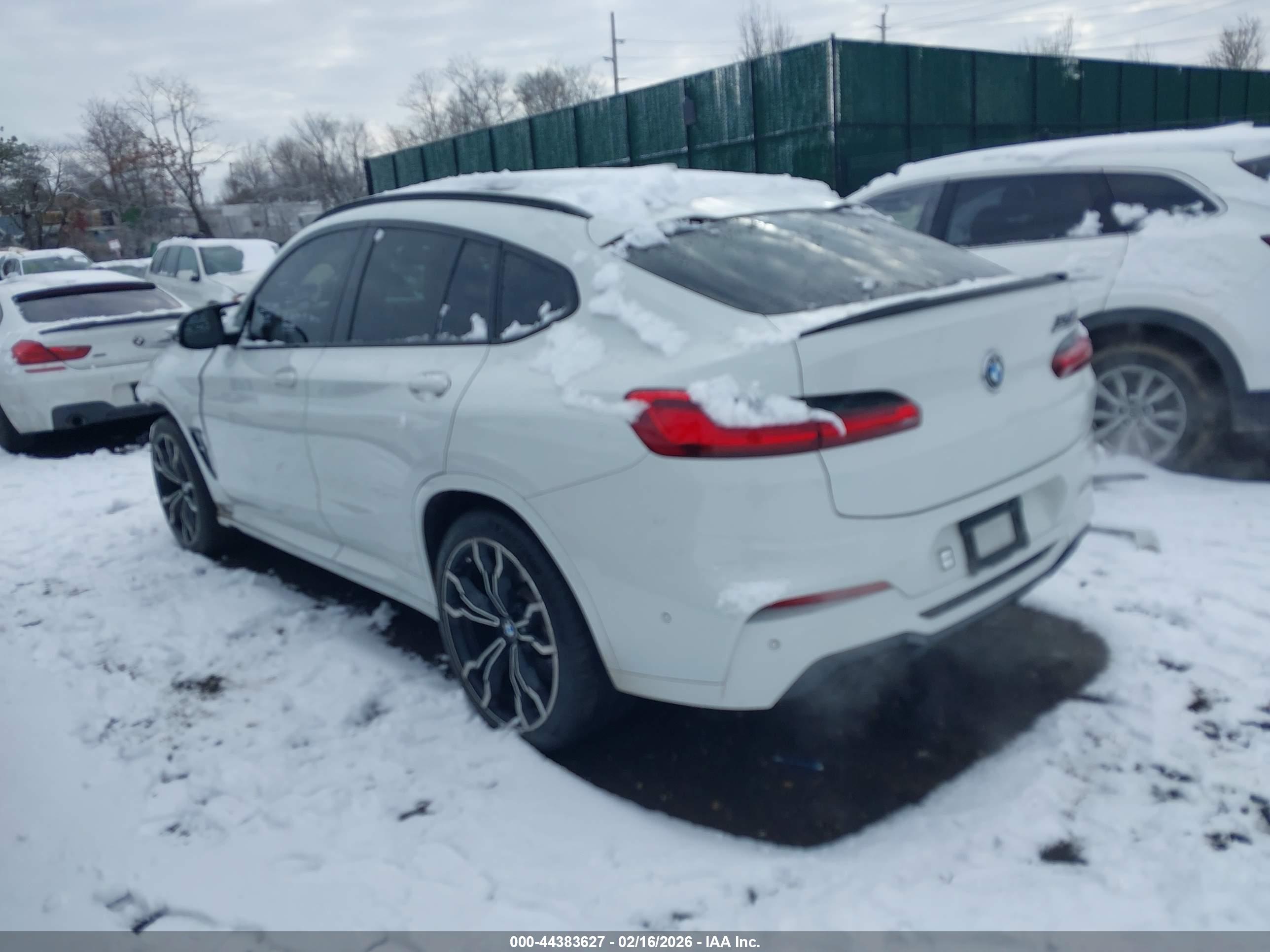 BMW X4 image 3